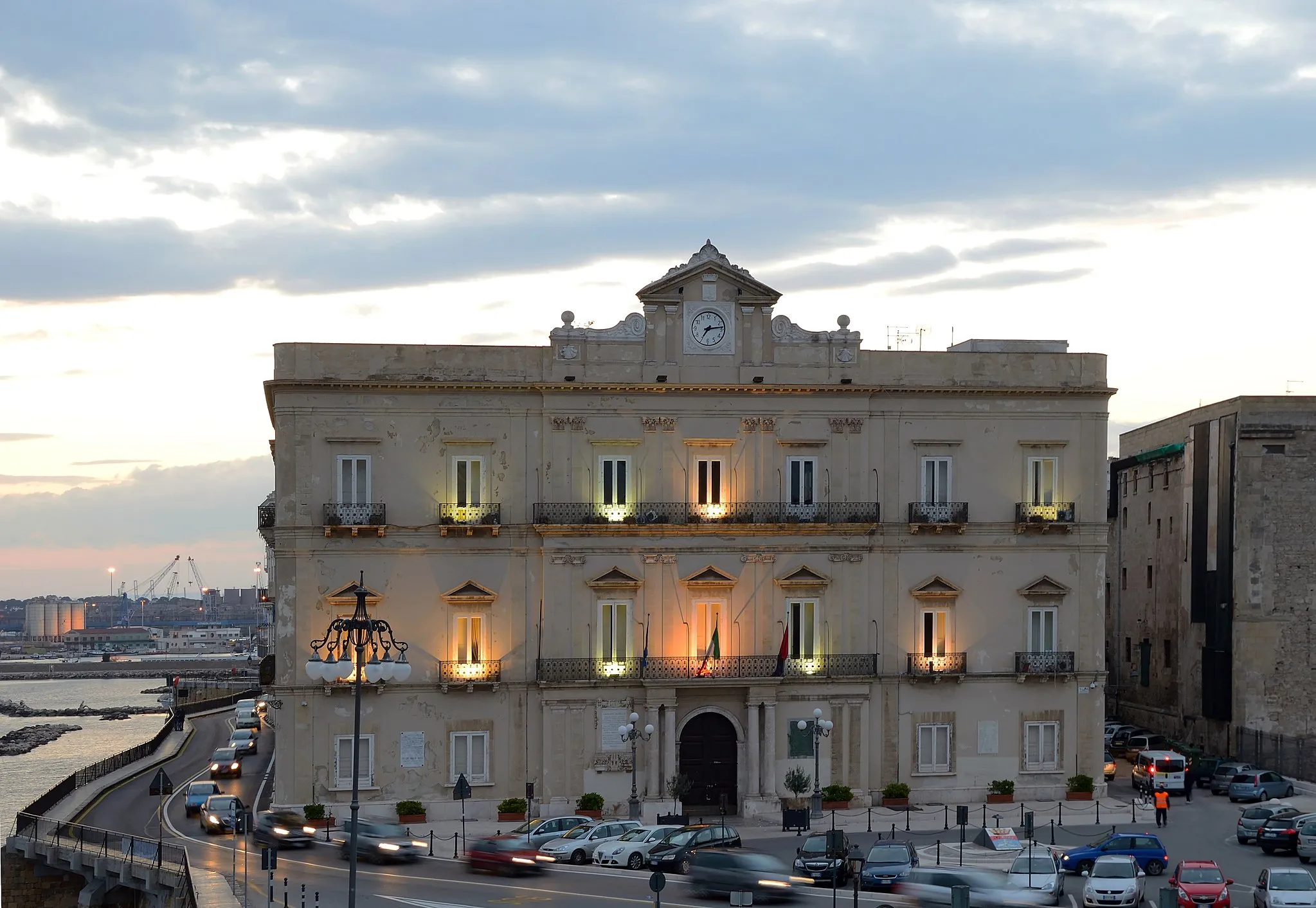 Photo showing: City Hall of Taranto