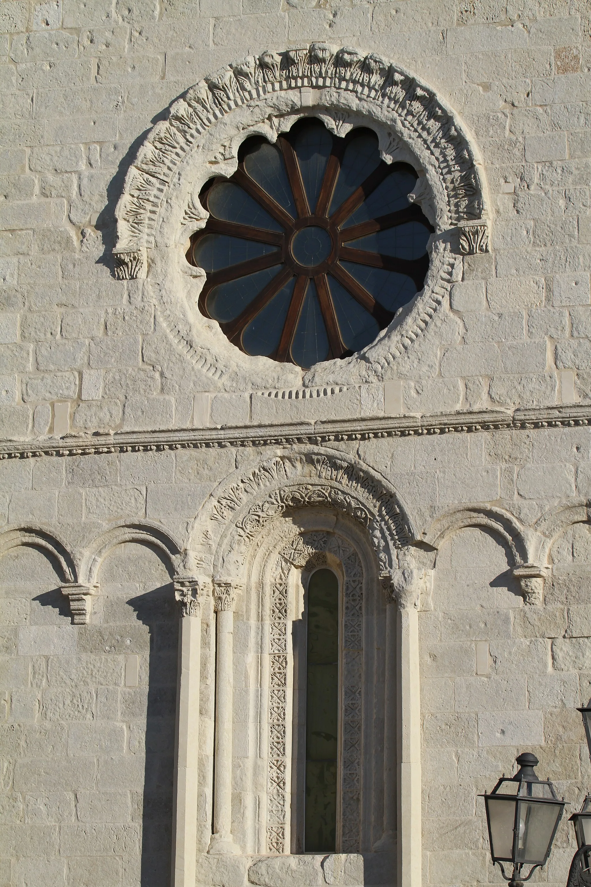 Photo showing: Castro: chiesa madre dell'Annunziata (particolare)