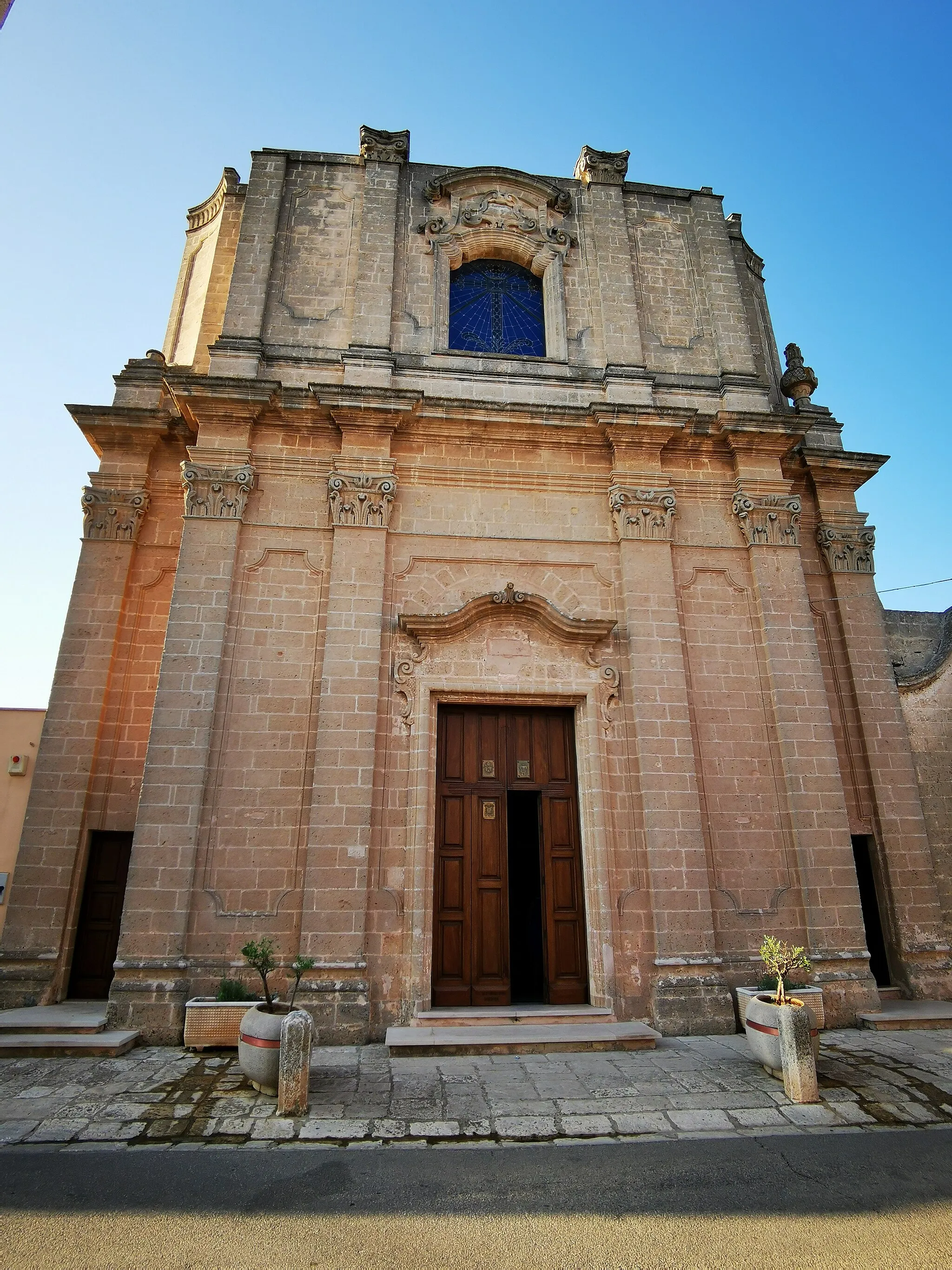 Photo showing: Chiesa di Maria Ss. Assunta, a Uggiano Montefusco.