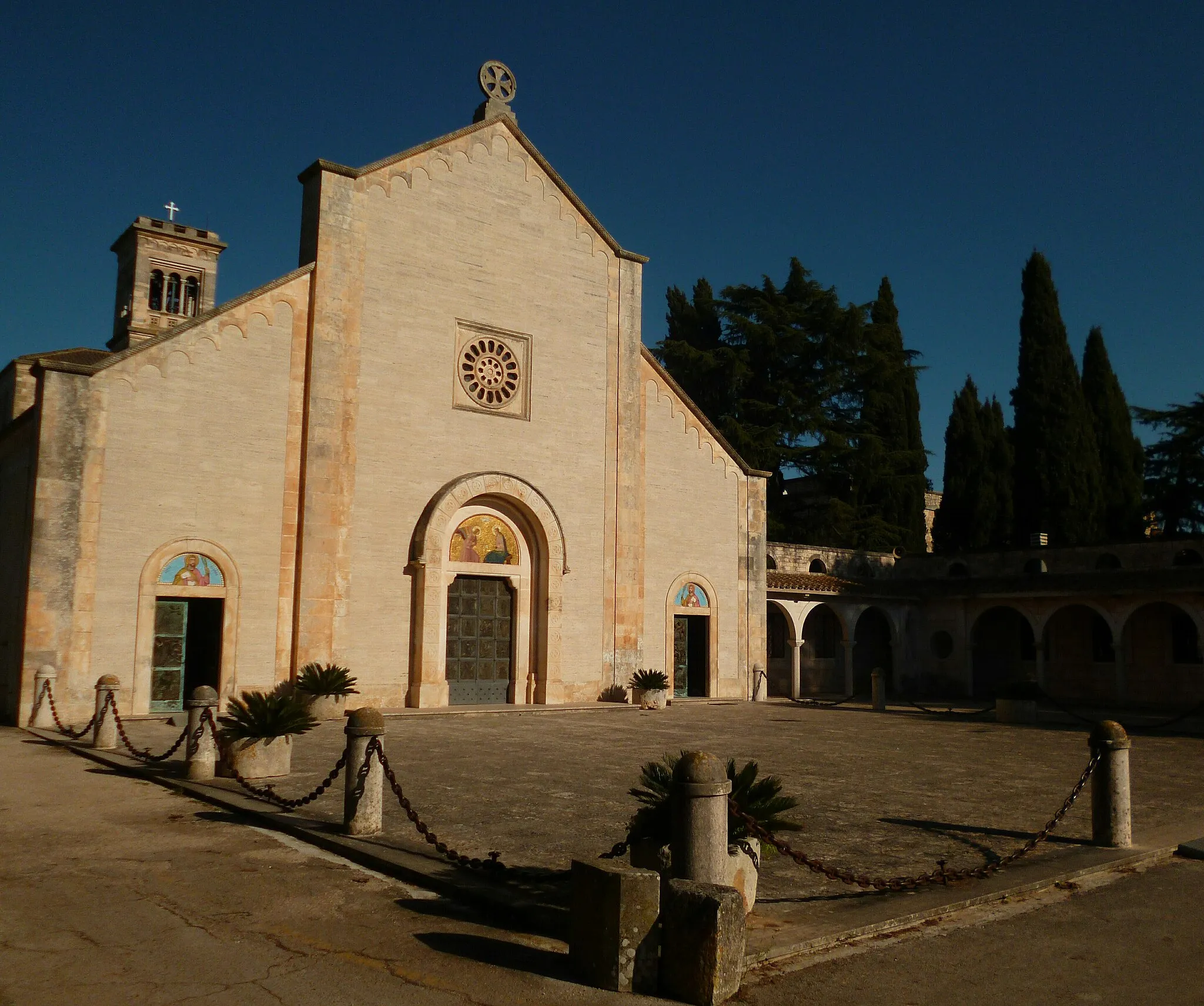 Photo showing: Abbazia Madonna della Scala