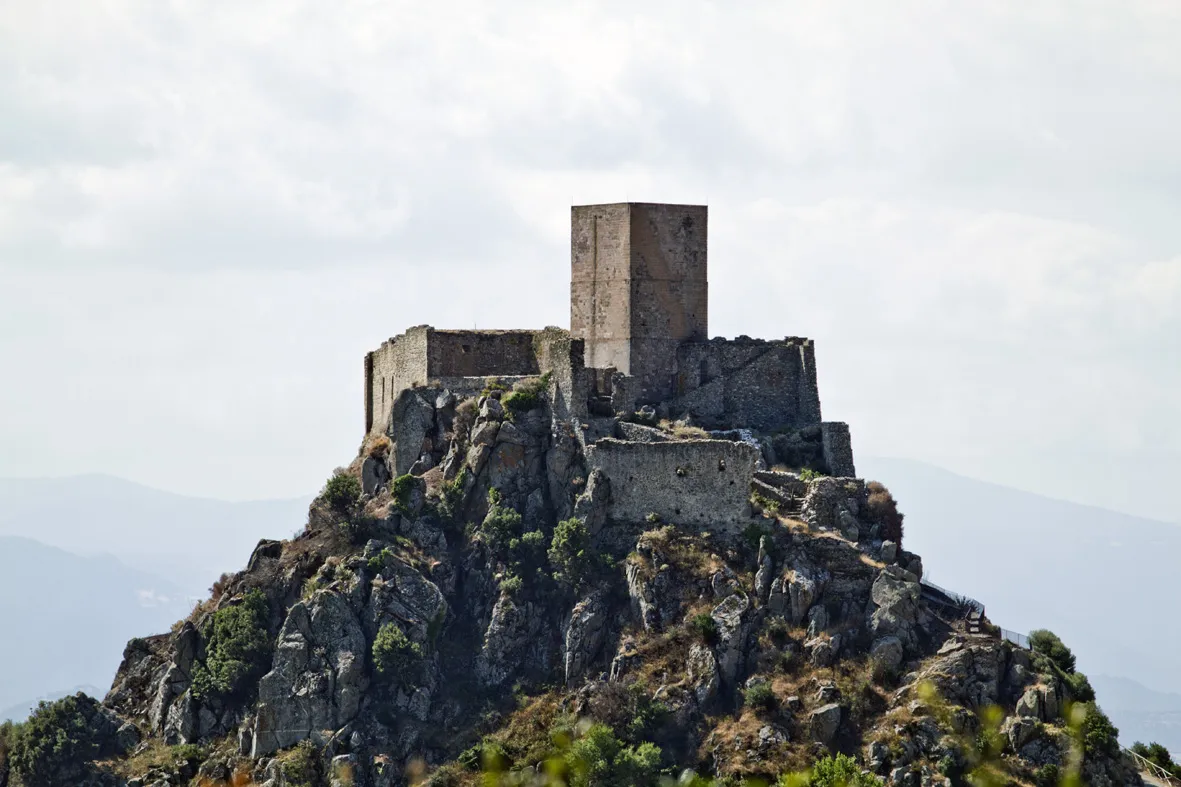 Photo showing: Castello di Burgos