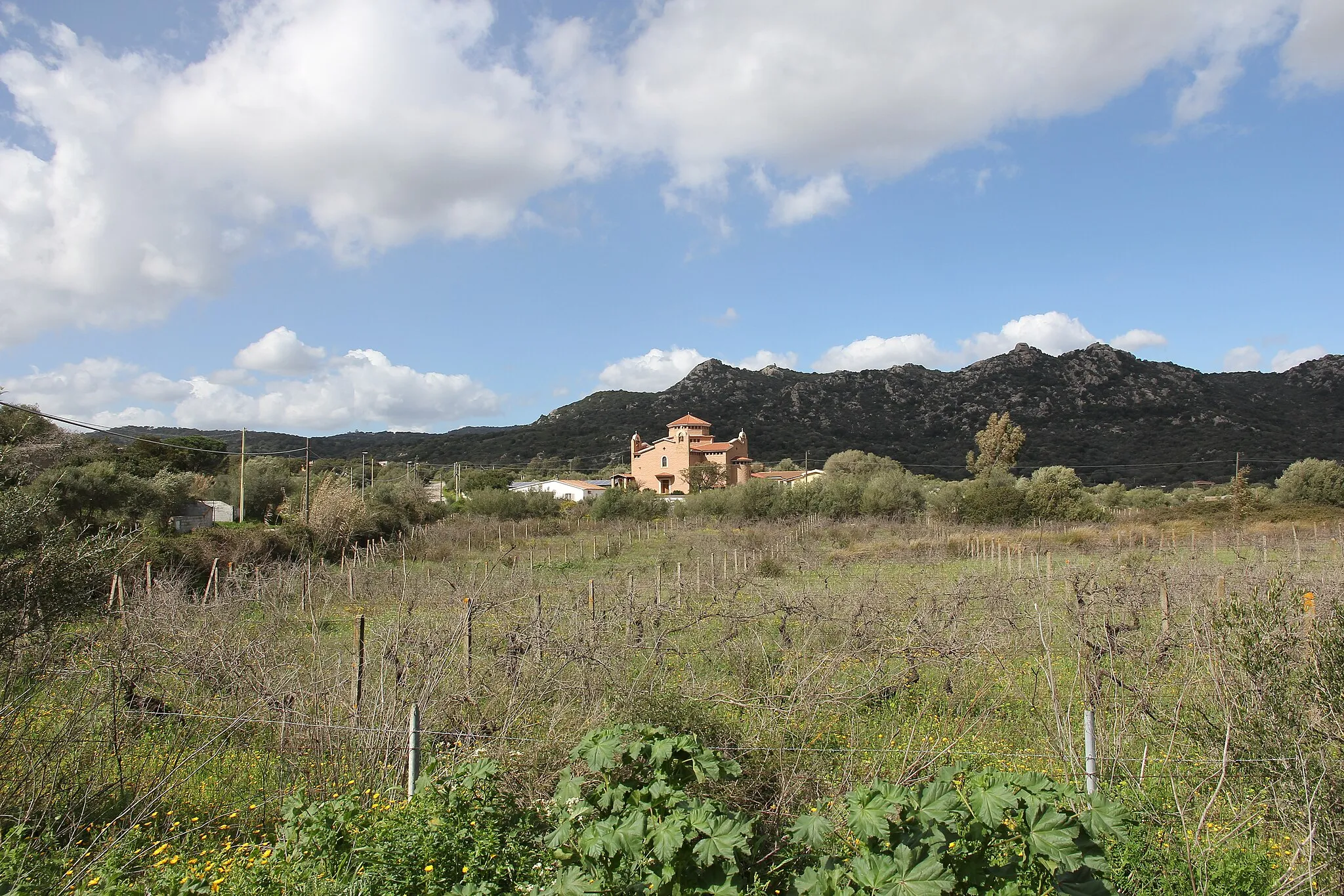 Photo showing: Monti, chiesa della Madonna della Pace, fraz. La Palazzina