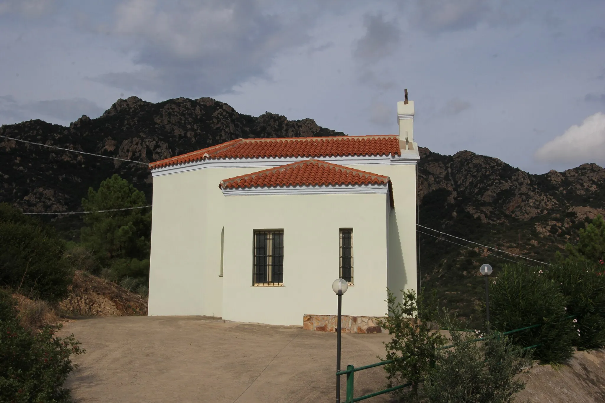 Photo showing: Torpè, frazione Concas, chiesa di San Giuseppe