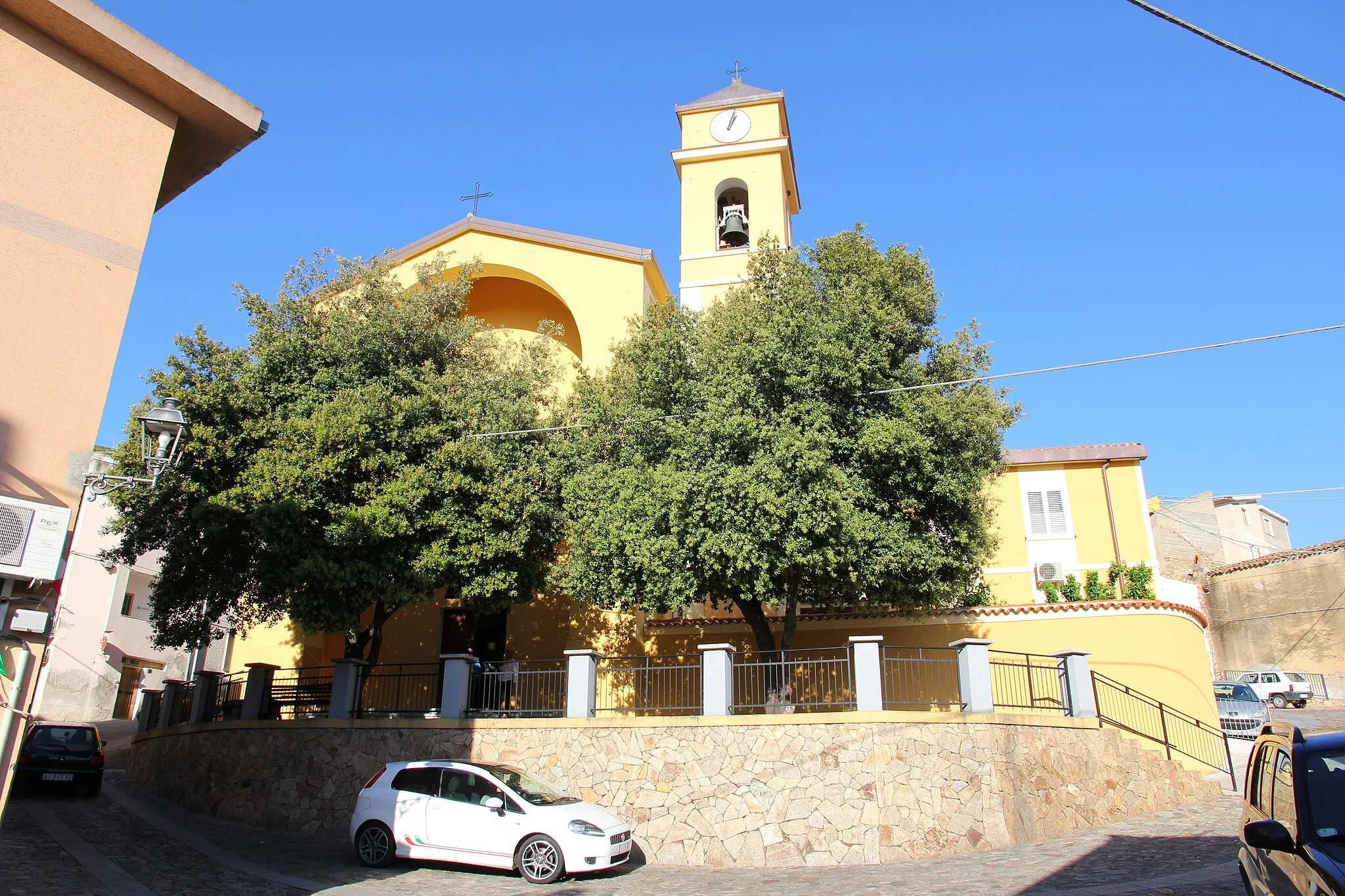 Photo showing: Lodè - Chiesa di Sant'Antonio da Padova