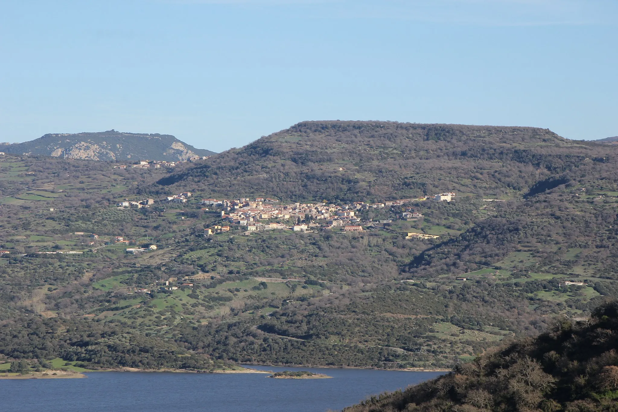 Photo showing: Sorradile, panorama