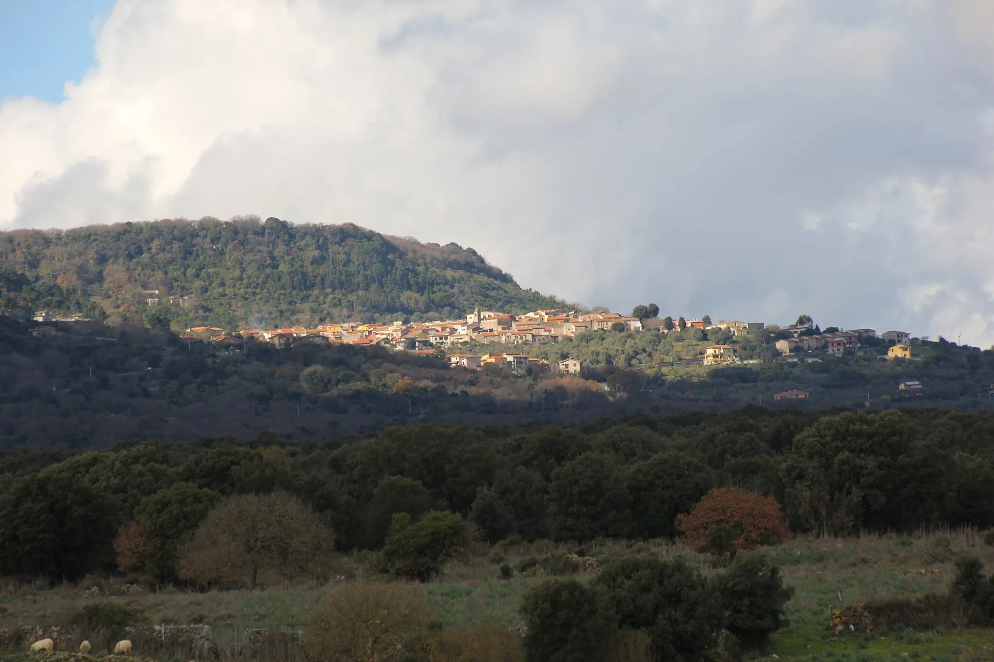 Photo showing: Cheremule - Panorama