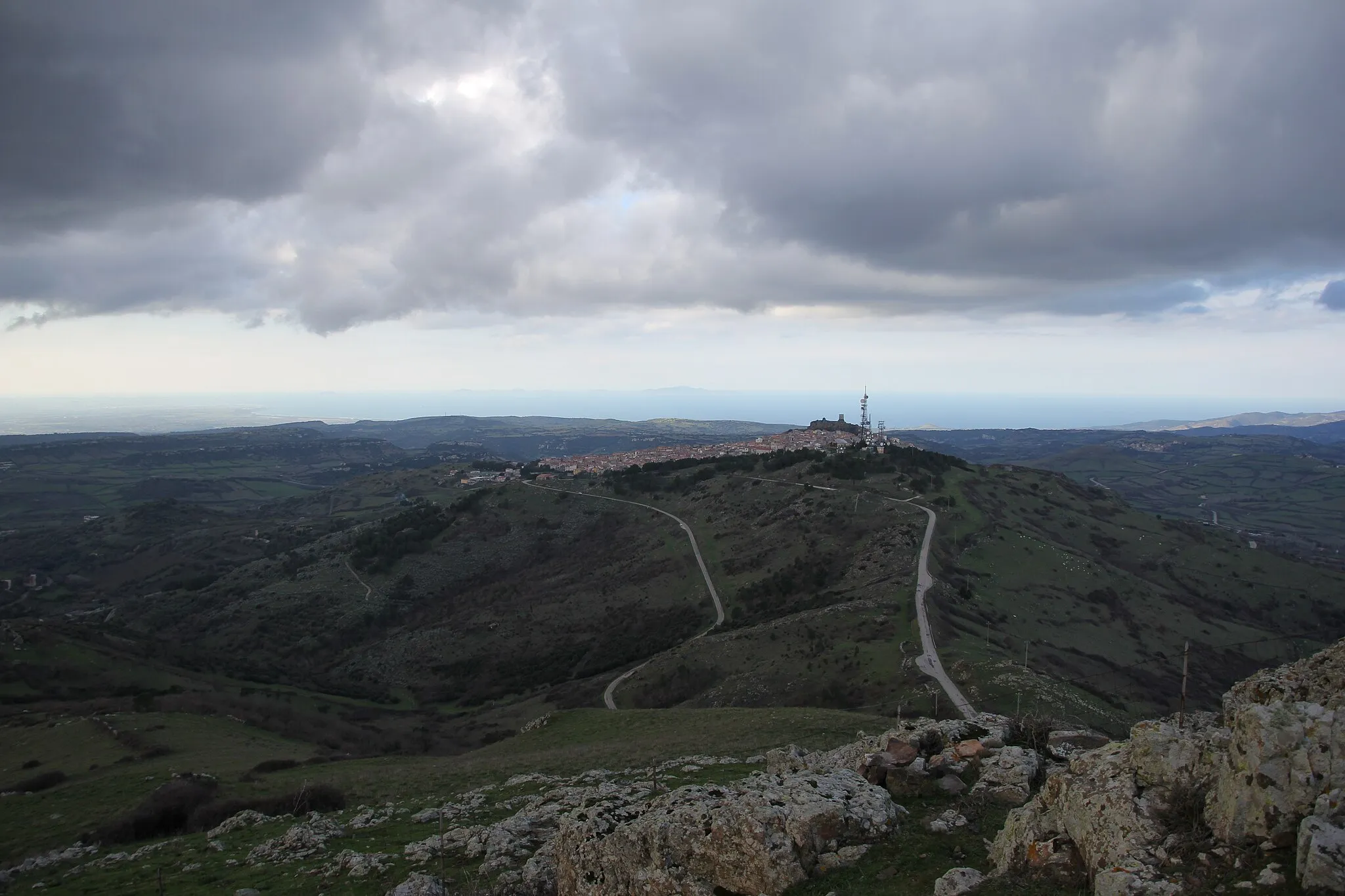Photo showing: Osilo, panorama