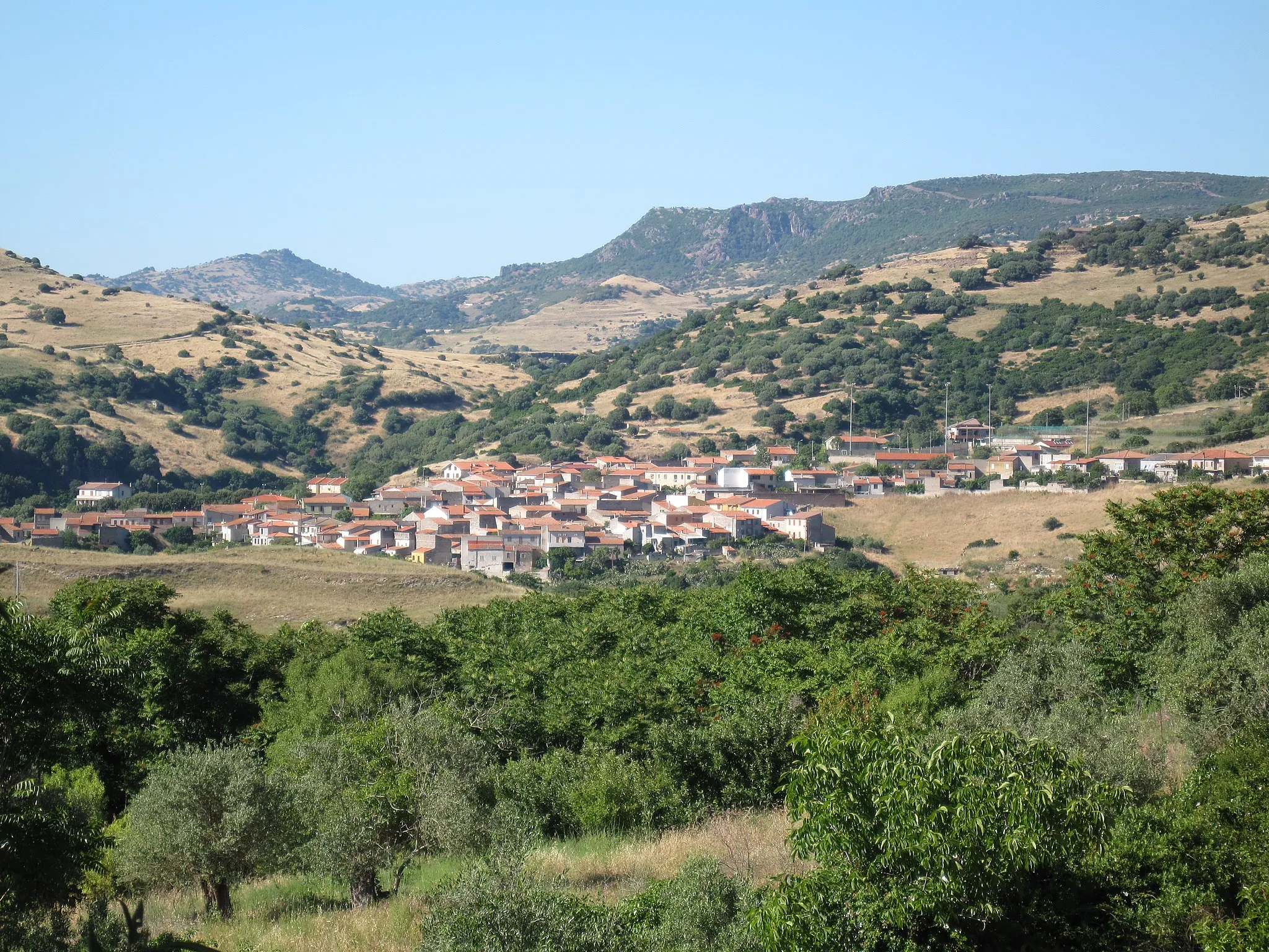 Photo showing: Sardinian village of Mara from Padria
