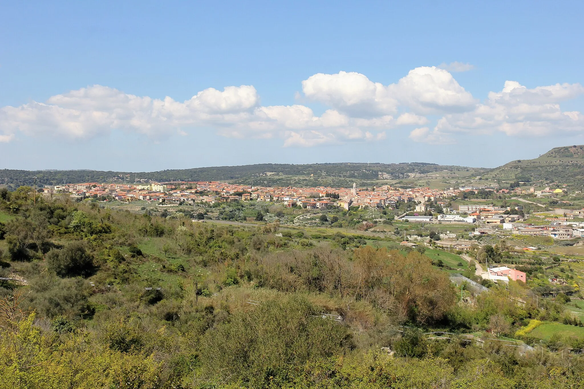 Photo showing: Thiesi - Panorama
