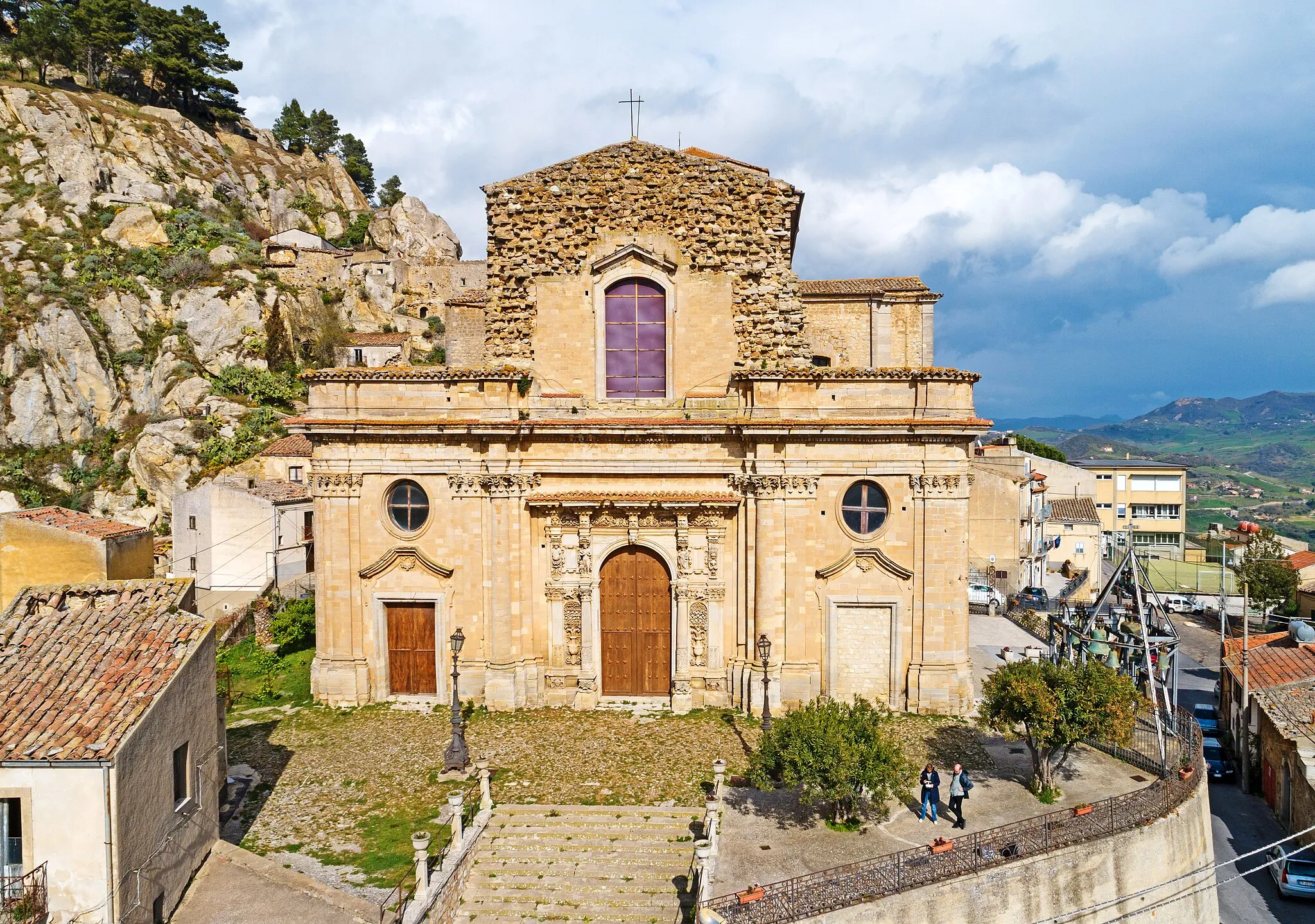 Photo showing: Basilica Santa Maria Maggiore, Nicosia, Sicily