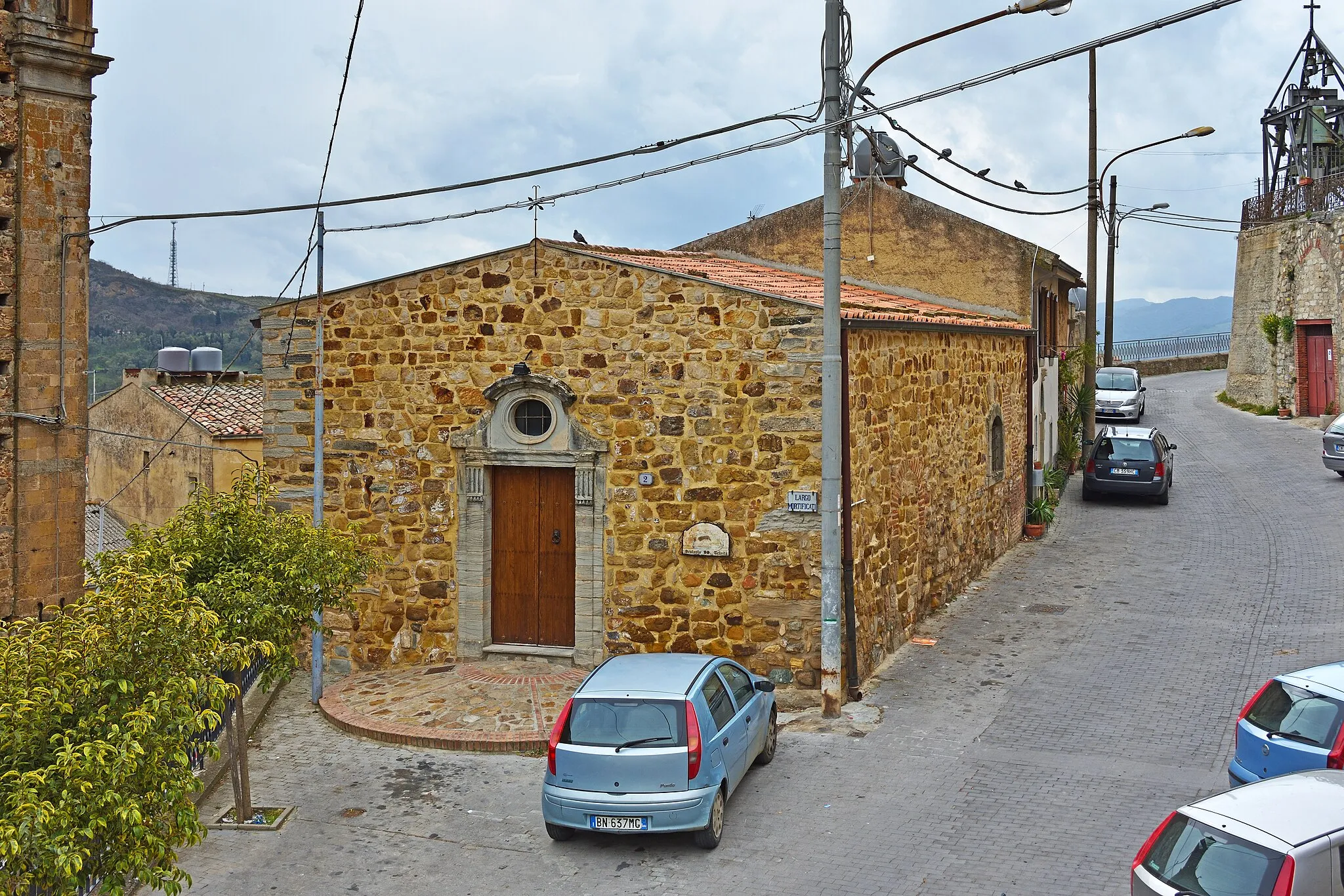 Photo showing: Holy Trinity chapel, Nicosia, Sicily