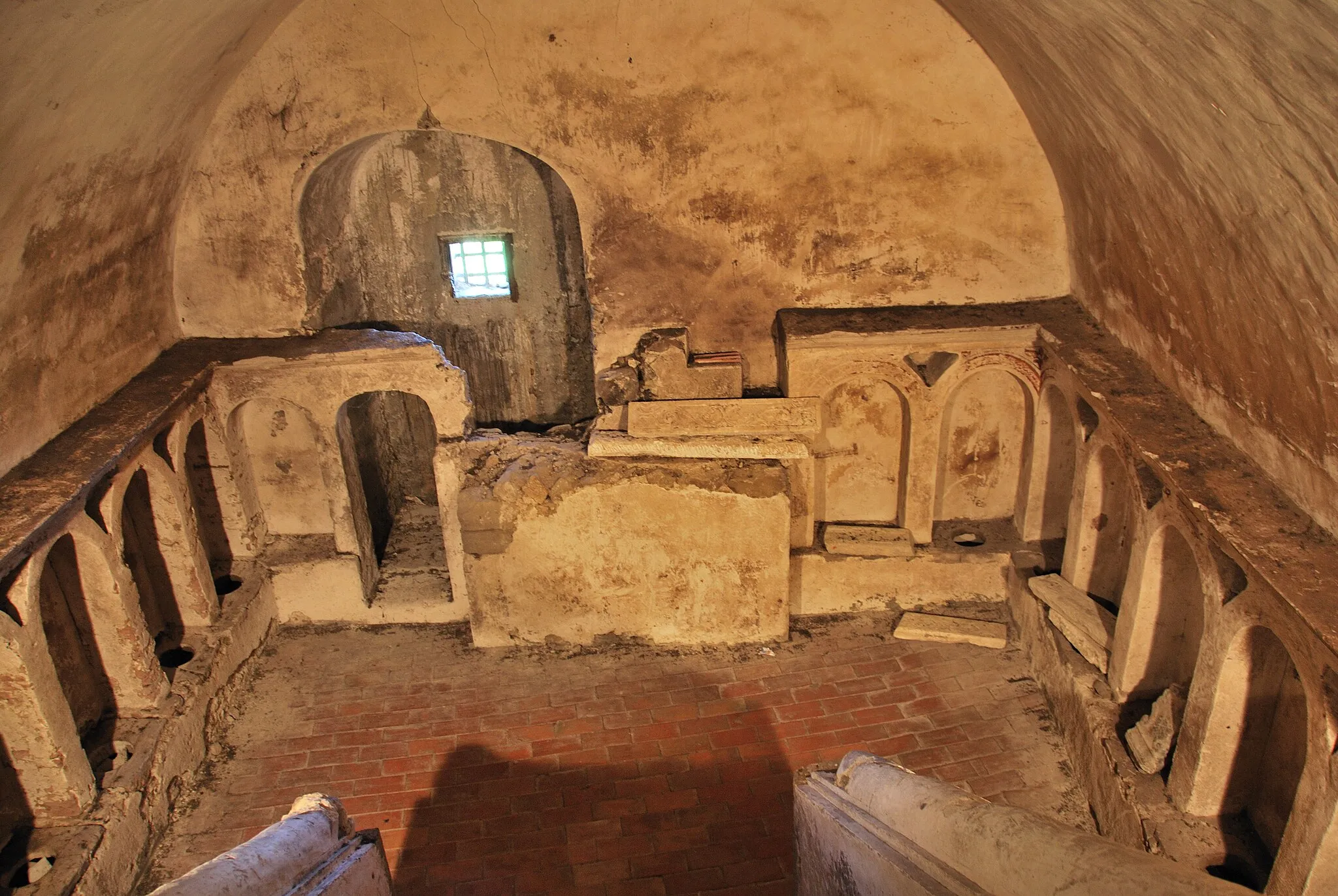 Photo showing: Chiesa dell'addolorata - Luogo di sepoltura e mummificazione dei nobili Troinesi