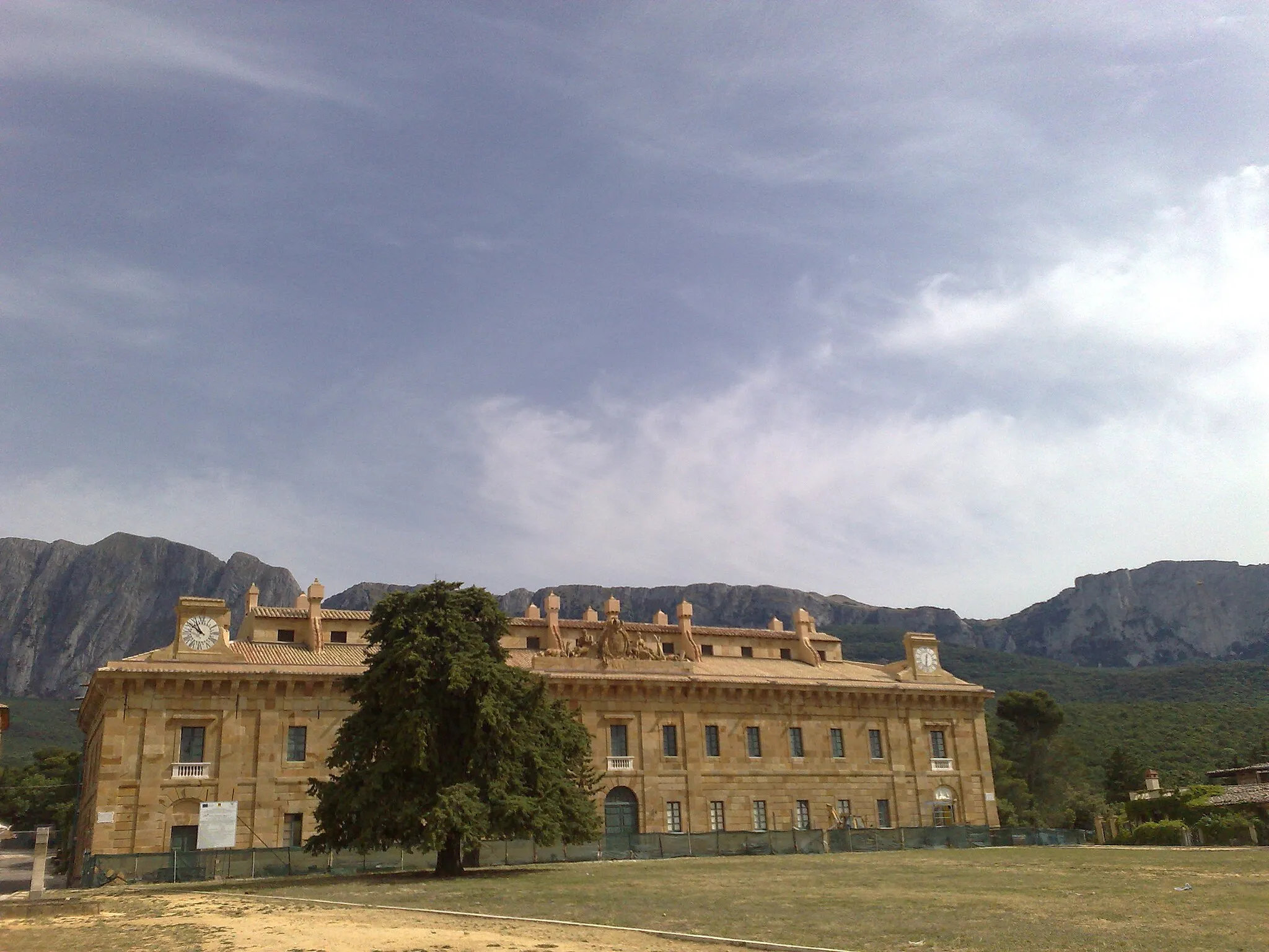 Photo showing: Ficuzza park (Palermo): casina reale
