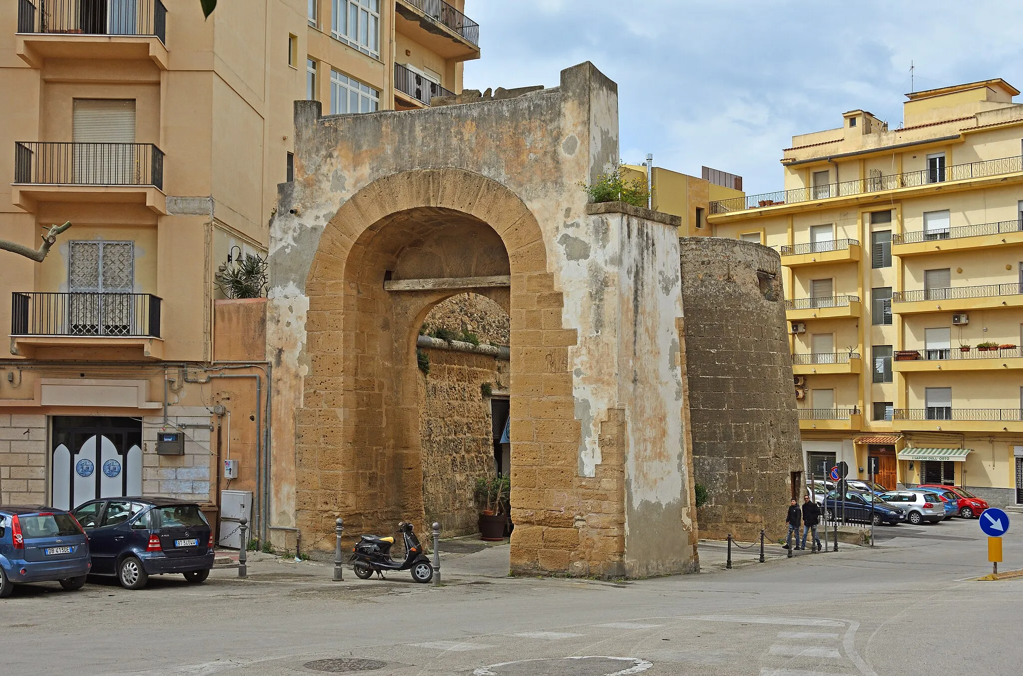 Photo showing: Saint Salvatore Gate, Sciacca, Sicily