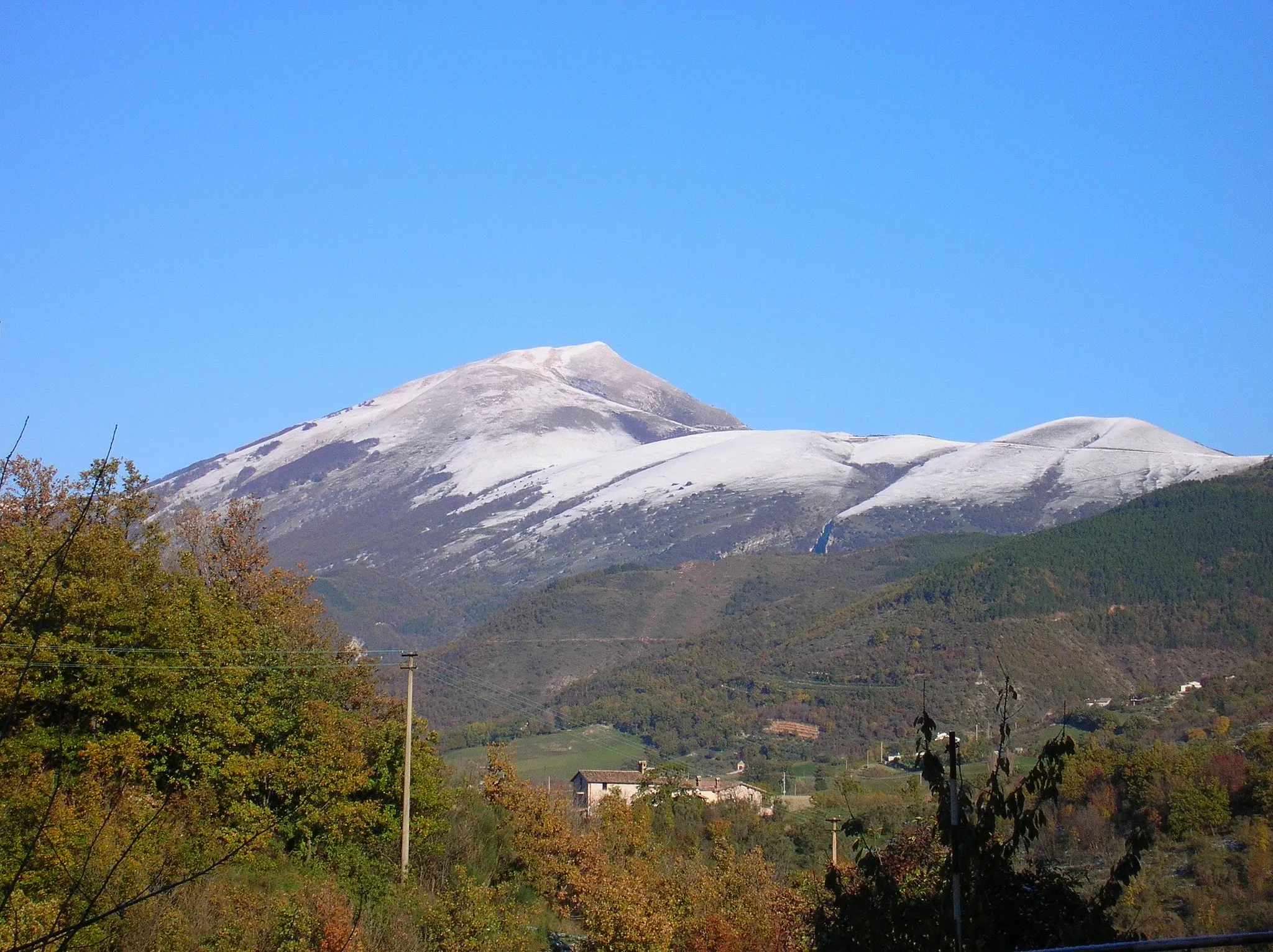 Photo showing: Monte Cucco