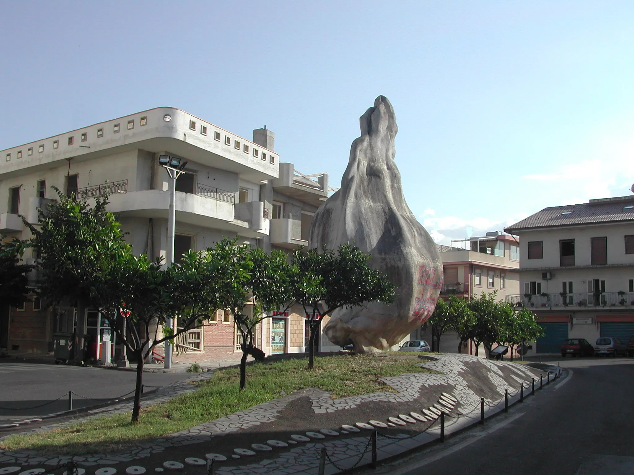 Photo showing: Monumento al Seme d'Arancia di it:Emilio Isgrò