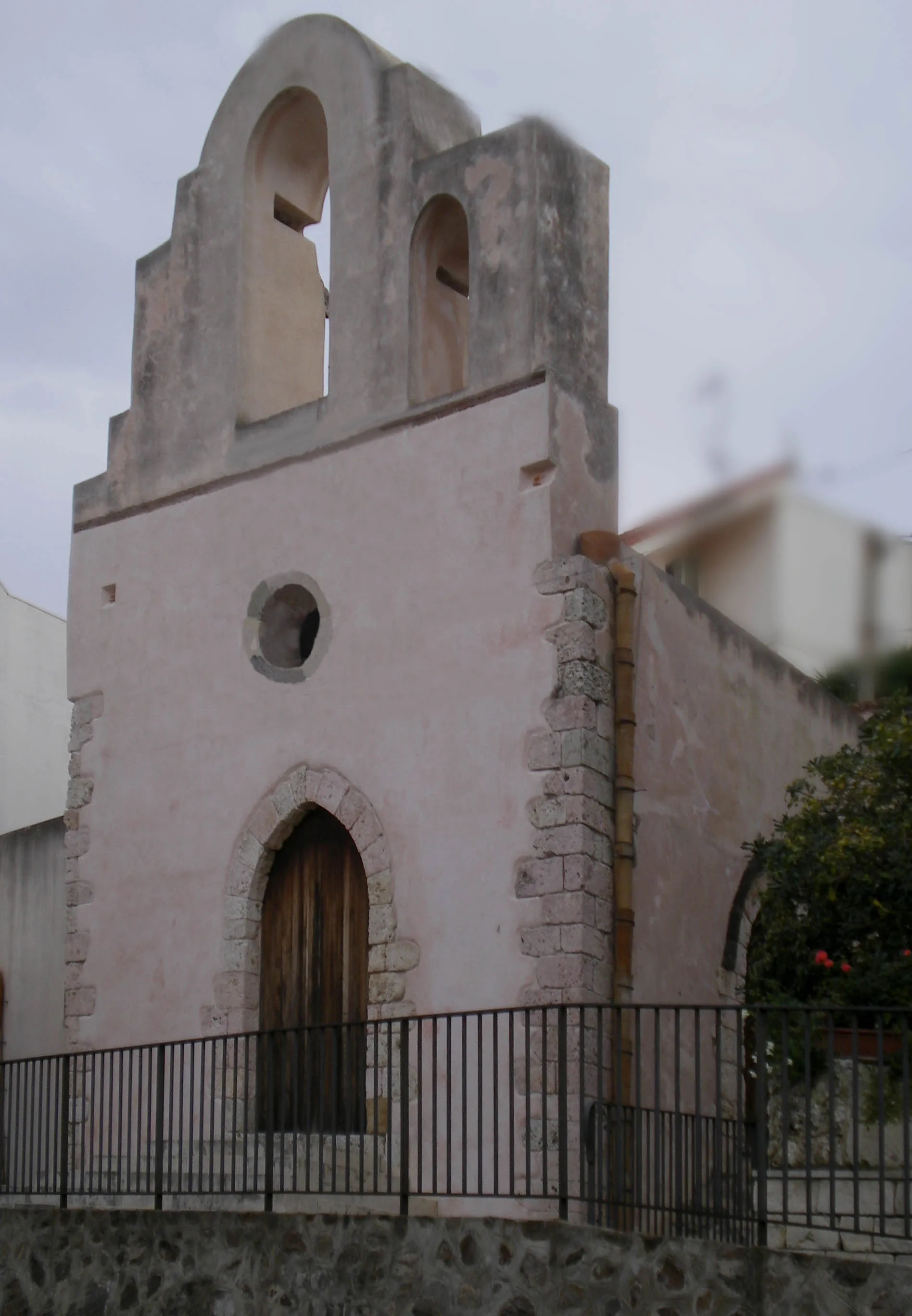 Photo showing: Facciate della Chiesa di Santo Stefano Juniore di Salice