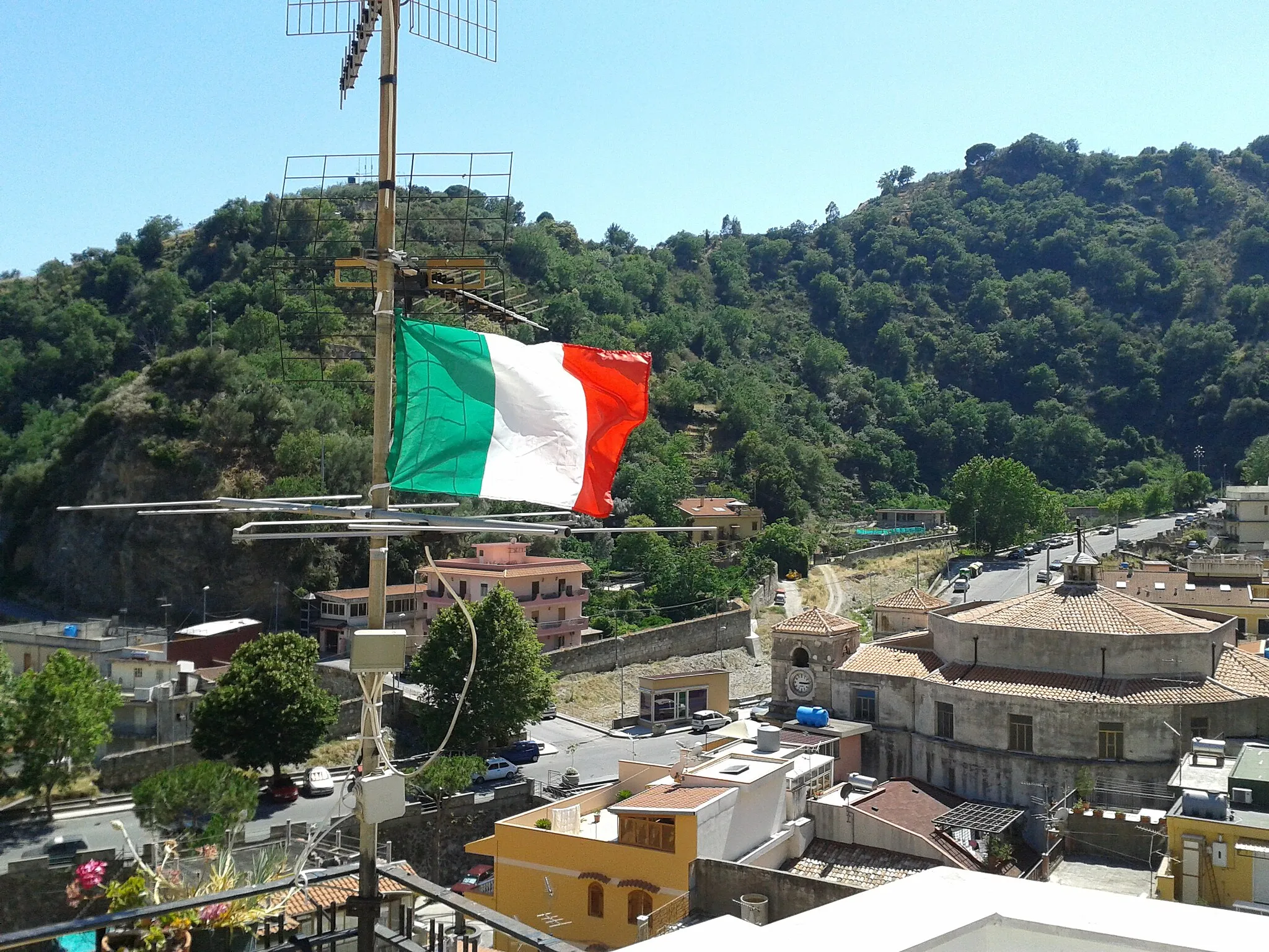 Photo showing: Panormica del Paese dalla Contrada Gesù e Maria