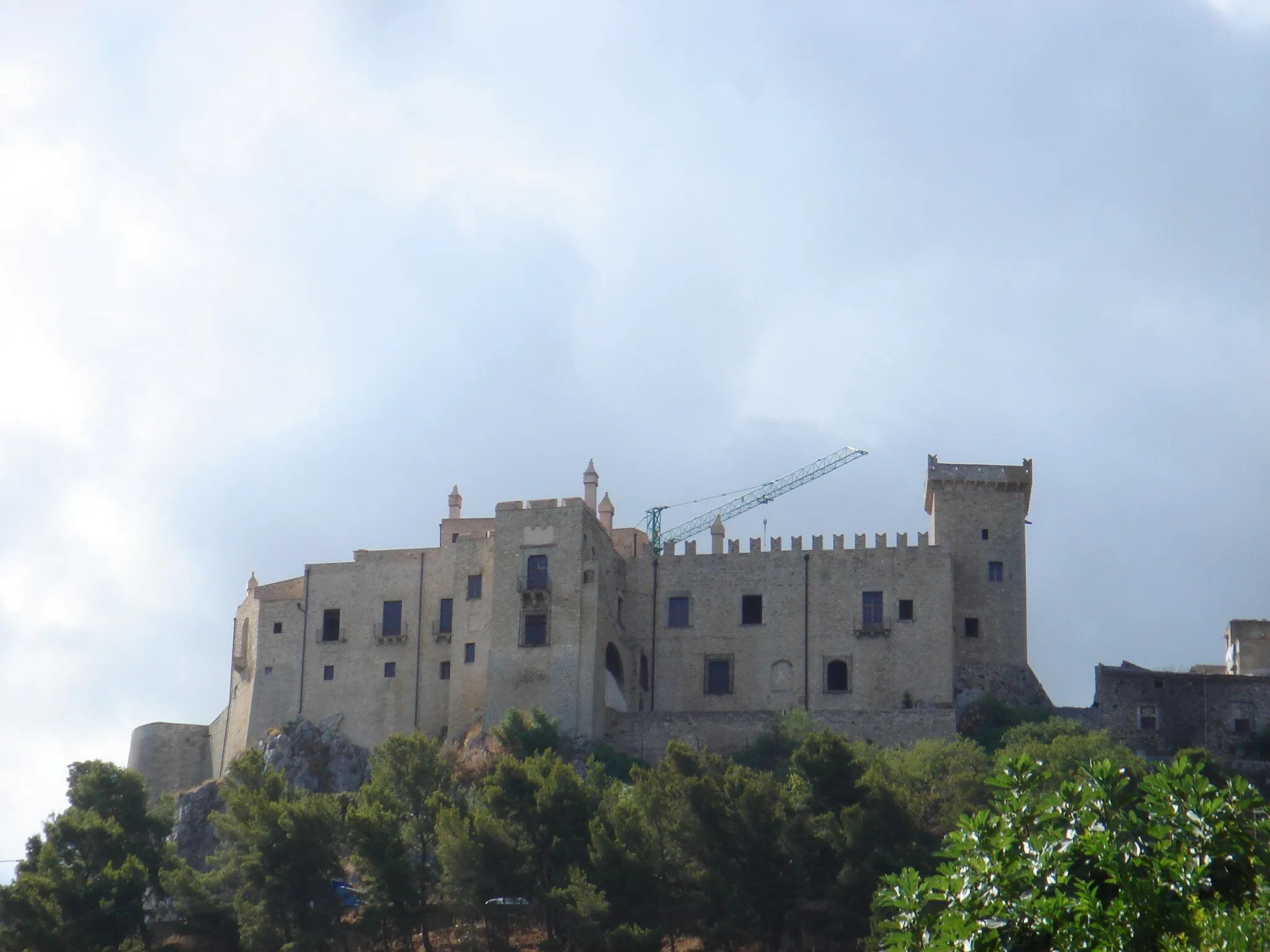 Photo showing: Castello di Carini (Palermo)