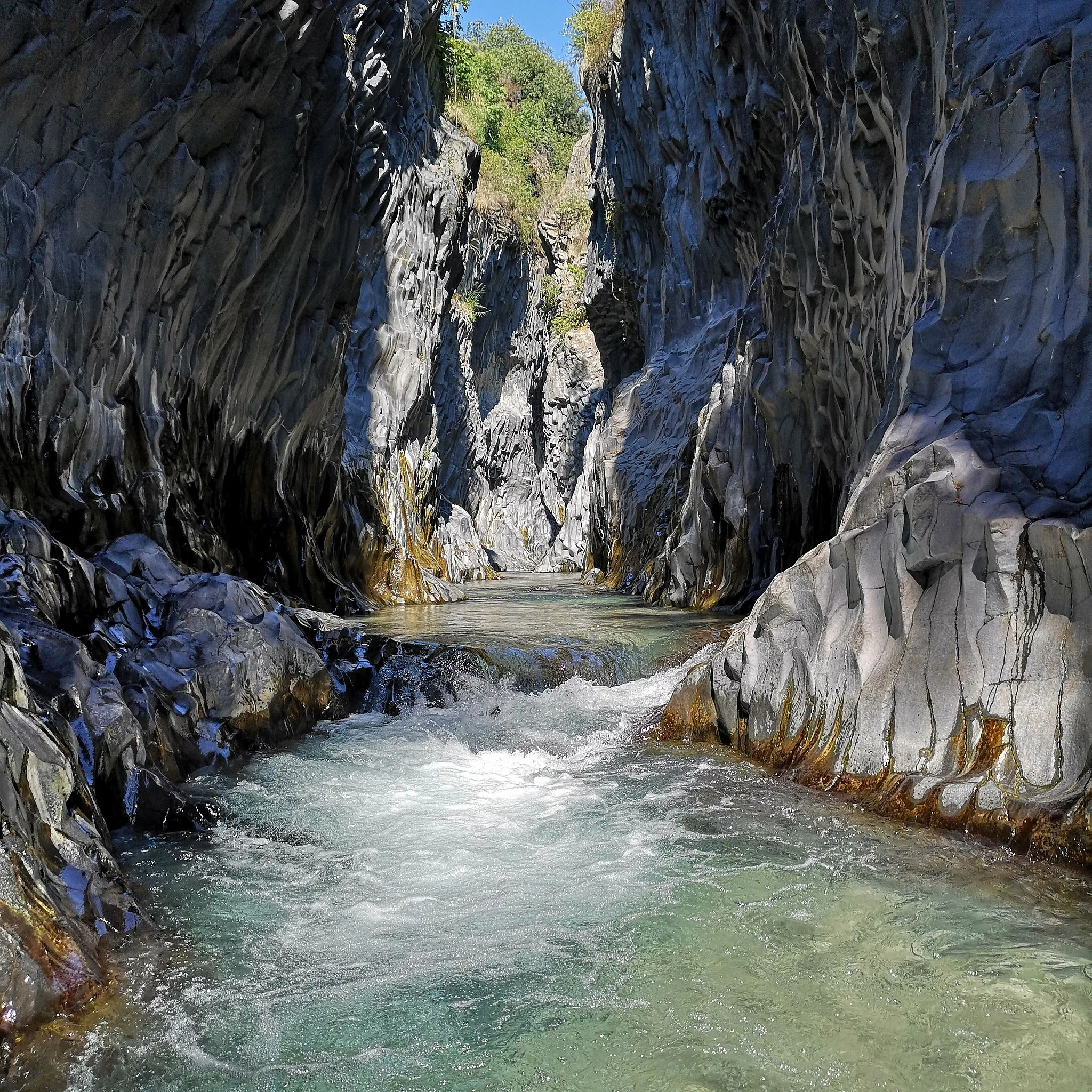 Photo showing: Alcantara Canyon, Sicily