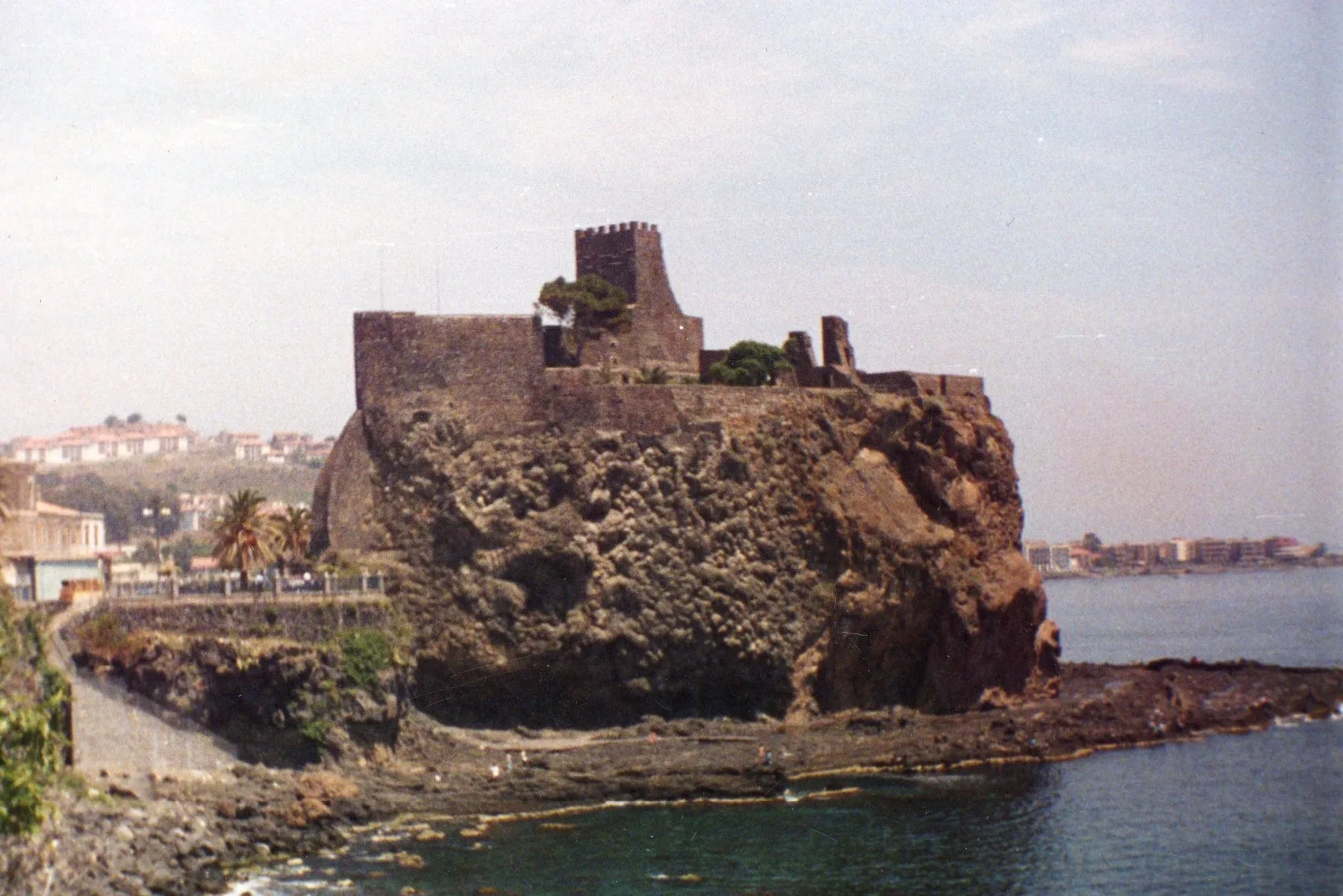 Photo showing: A panoramic photo of Aci Castello, 1990