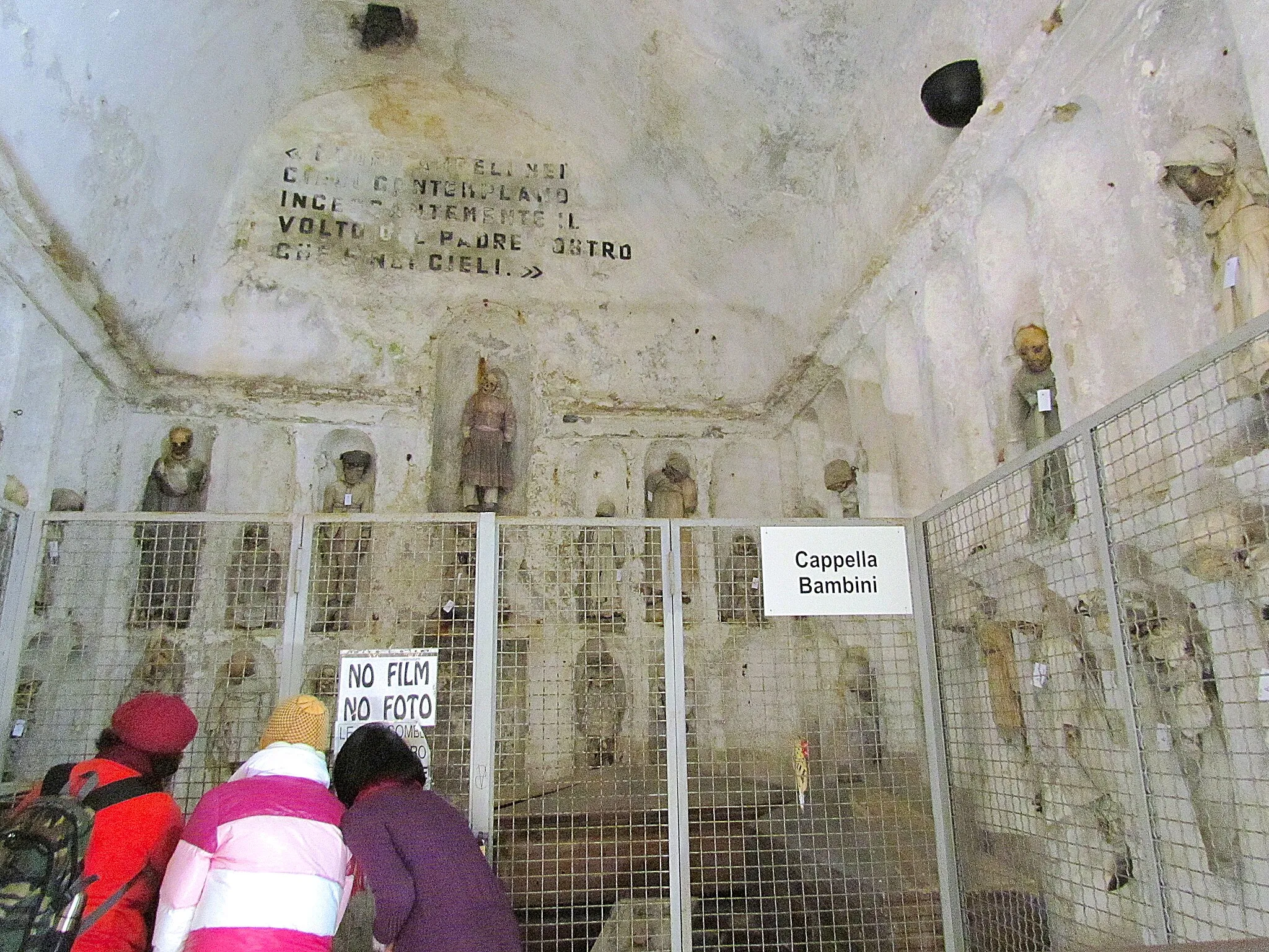 Photo showing: Hall of Children, Capuchin catacombs (Palermo)