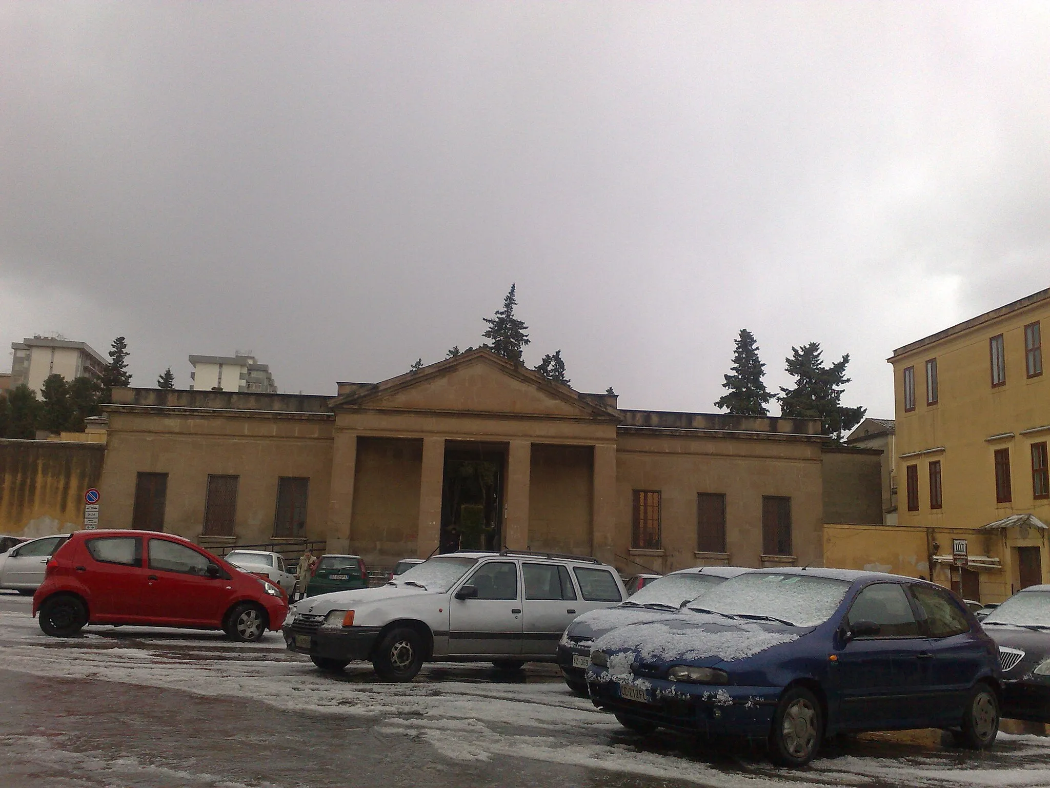 Photo showing: Snow in Palermo: Capuchin catacombs (Palermo)