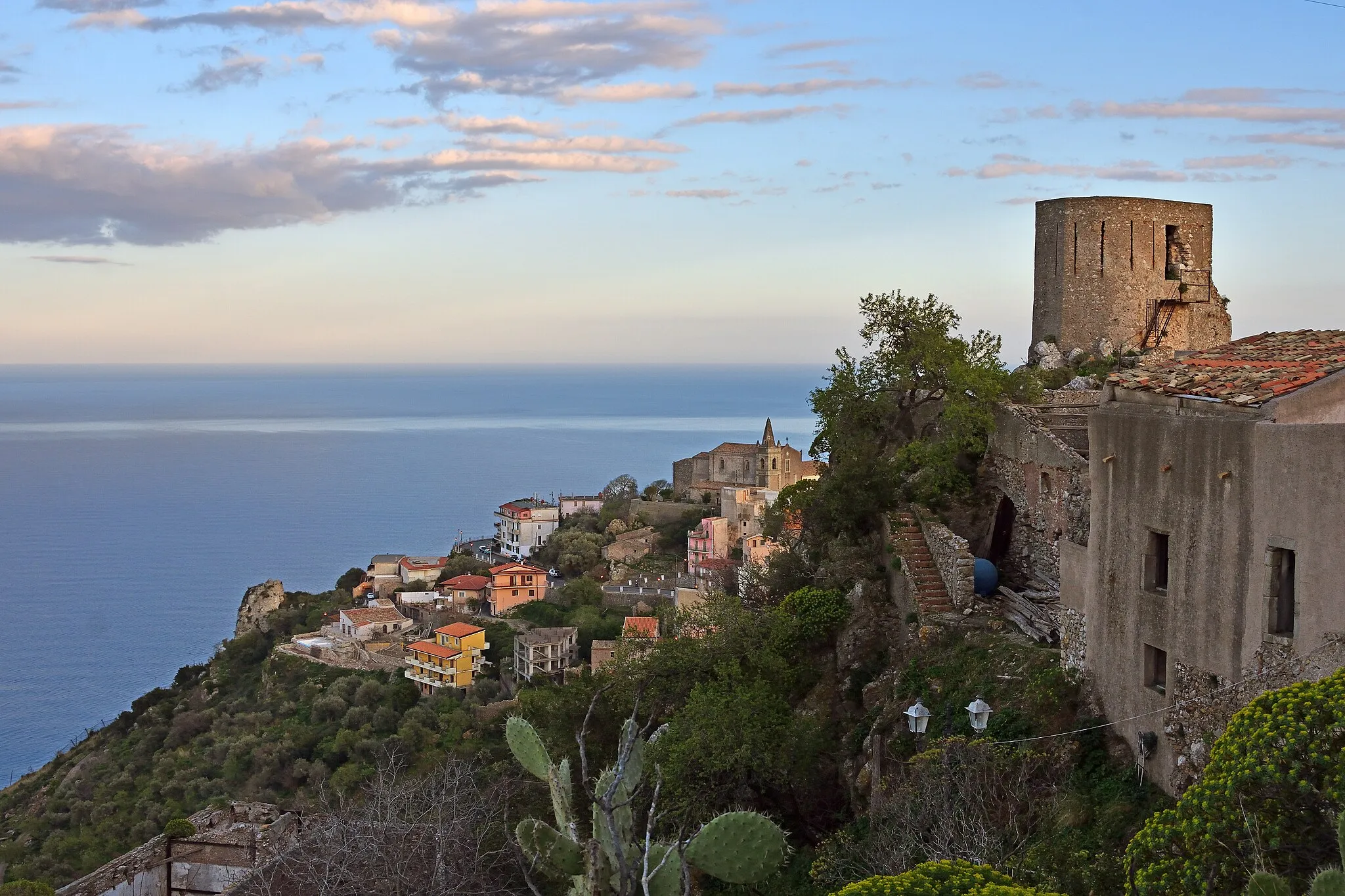 Photo showing: Forza d'Agro Castle, province of Messina, Sicily