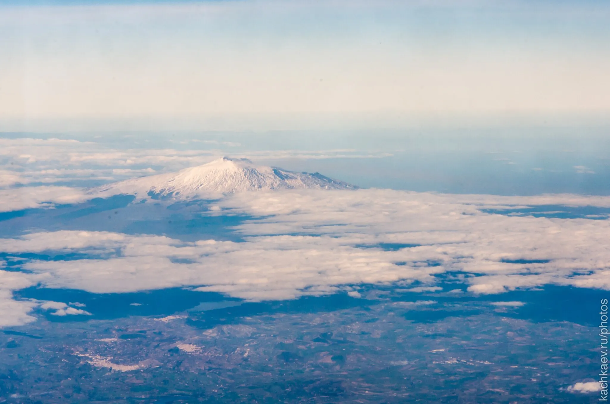 Photo showing: Aerial view of Mount Etna (2016)