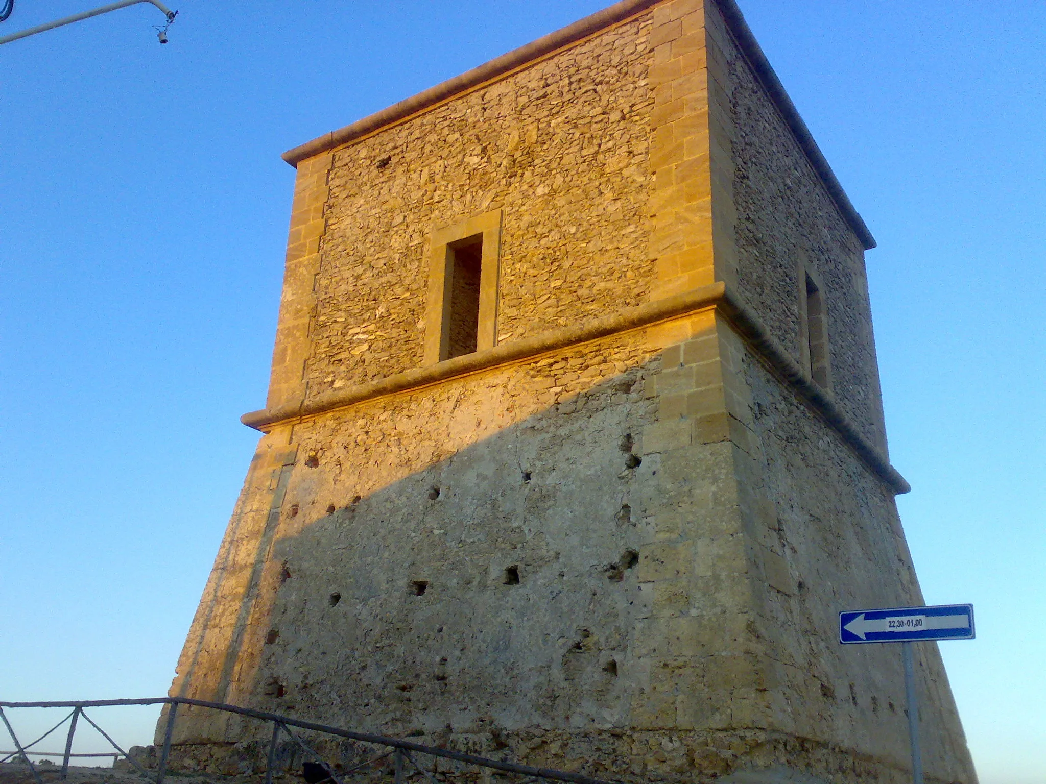 Photo showing: Porto Palo, Torre