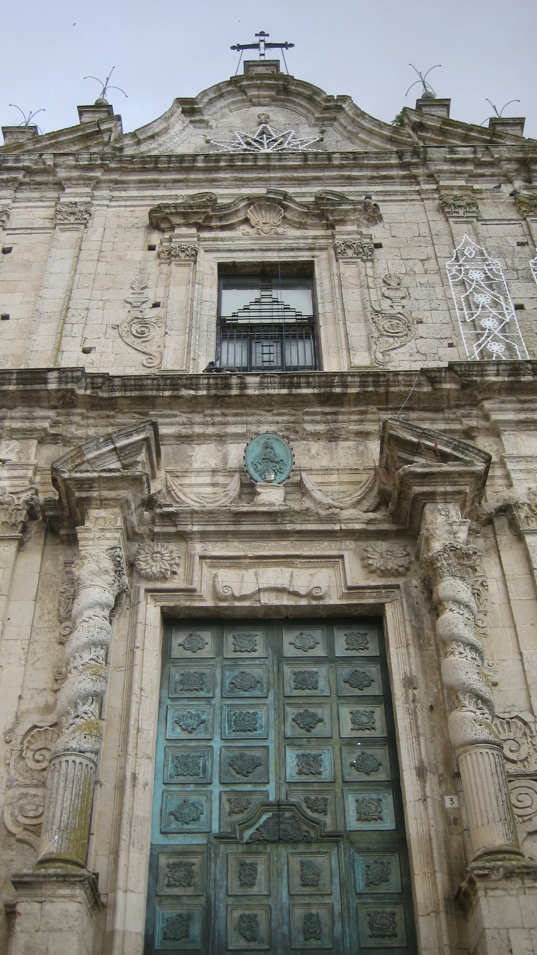 Photo showing: Facciata della chiesa di San Domenico (o della Madonna dei miracoli) a Mussomeli (provincia di Caltanissetta, Sicilia)