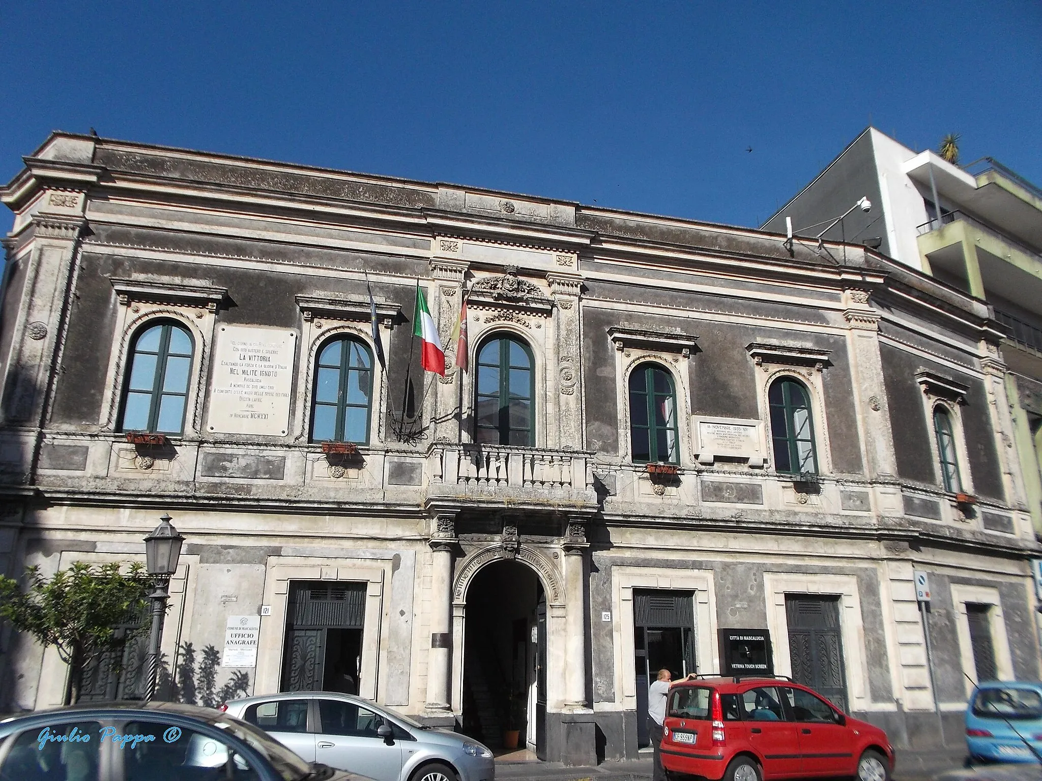 Photo showing: Biblioteca di Mascalucia