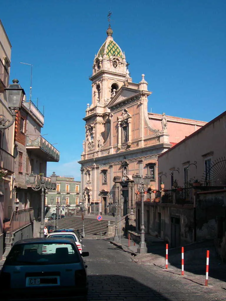 Photo showing: Basilica di Santa Maria dell'elemosina, chiesa Matrice di Biancavilla. Architetto Carlo Sada. Foto di Archenzo