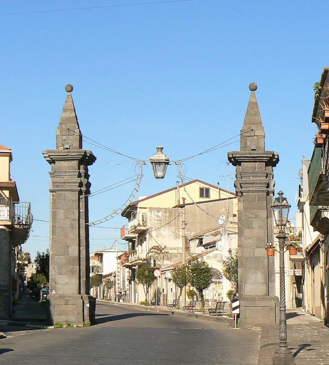 Photo showing: Porta San Fratello foto attuale.