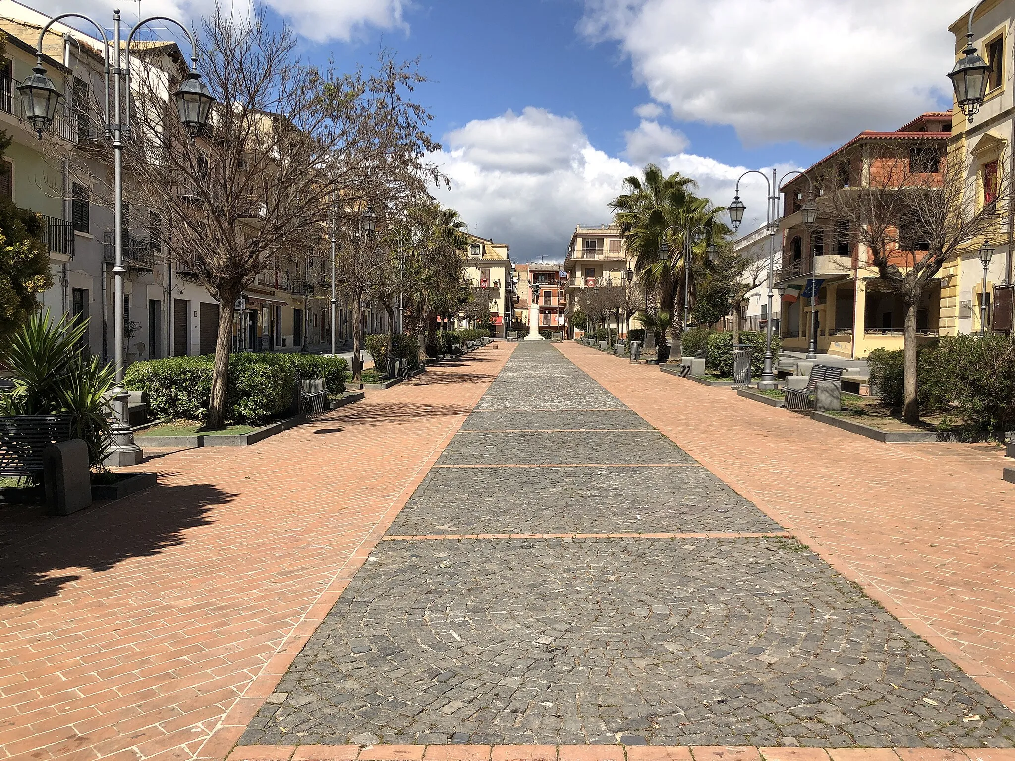 Photo showing: Piazza Regina Margherita