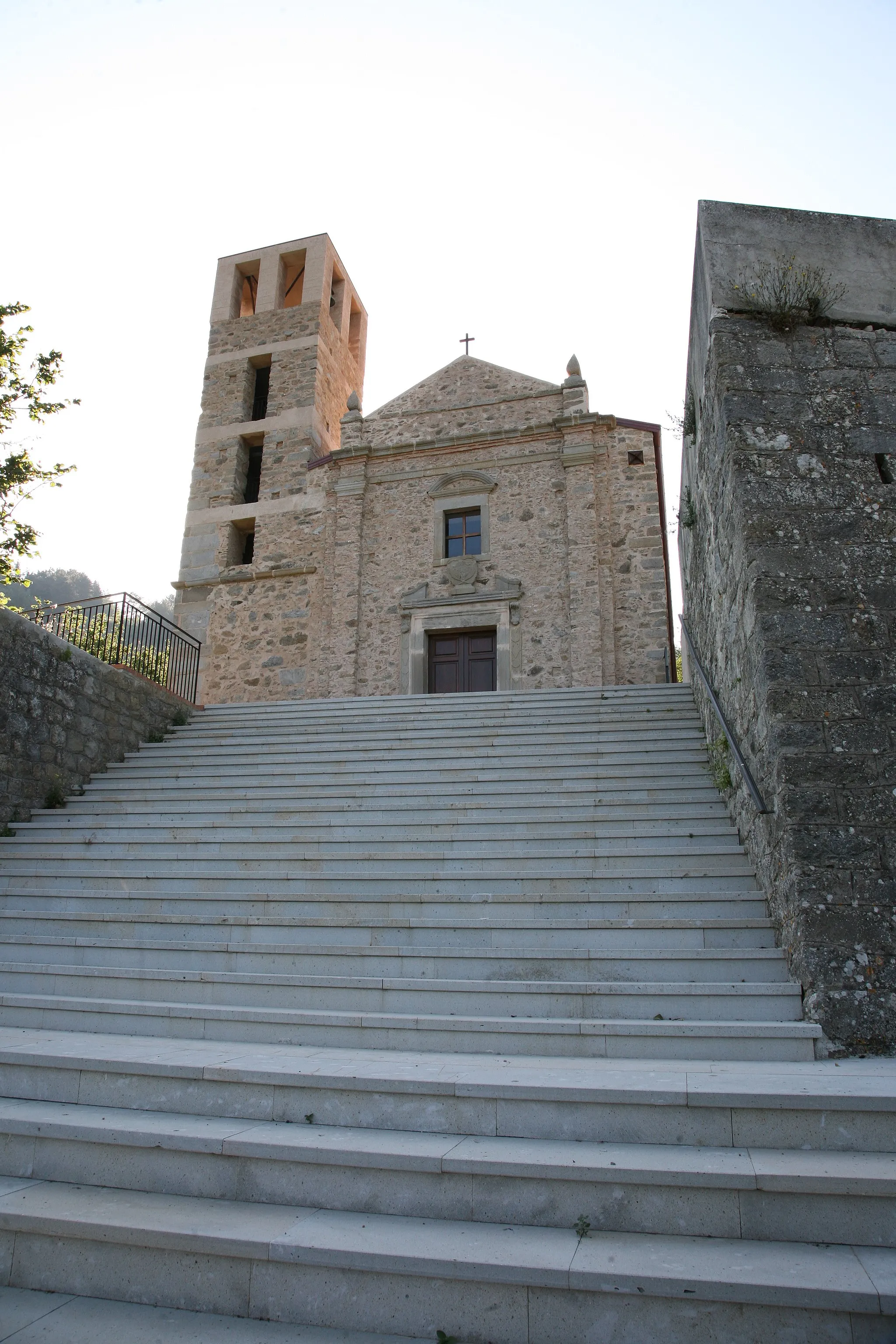 Photo showing: Facciata e scalinata della Chiesa del Carmine.