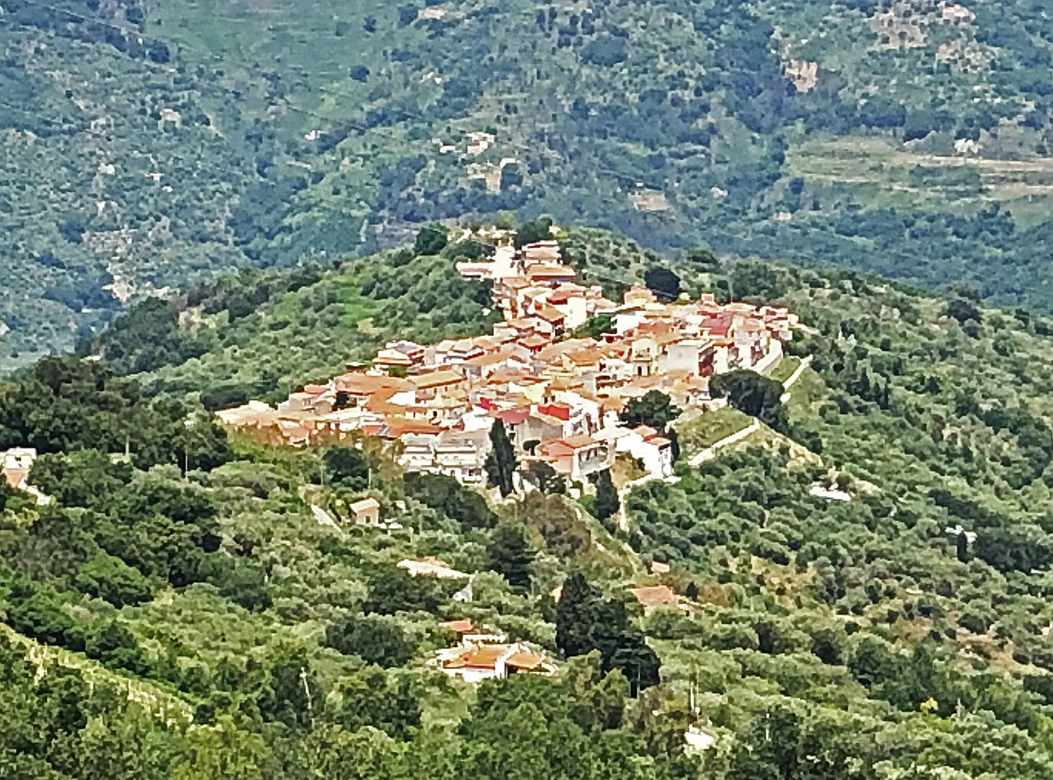 Photo showing: Panorama di Mirto