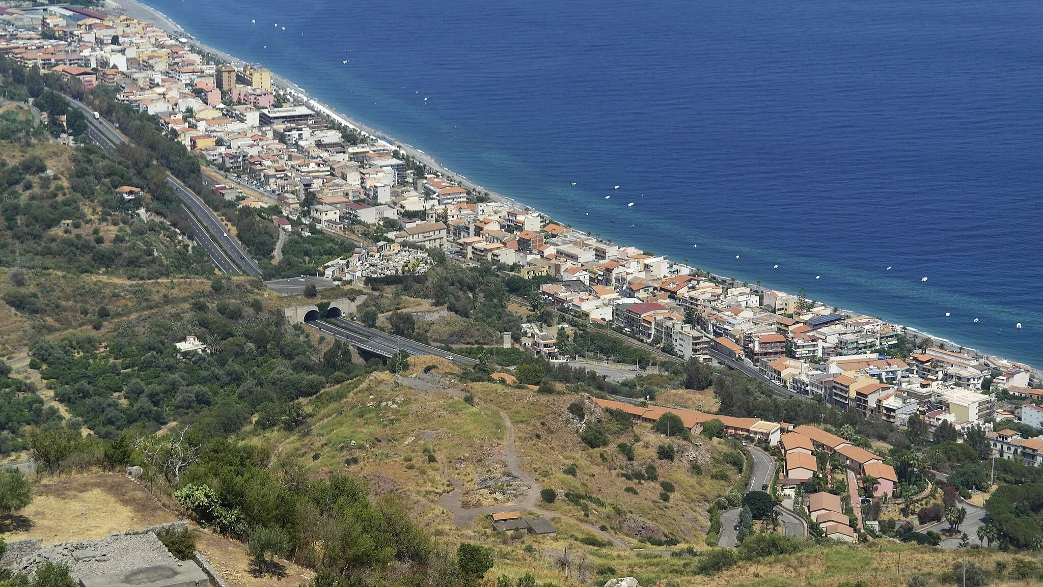 Photo showing: Sant’Alessio Siculo