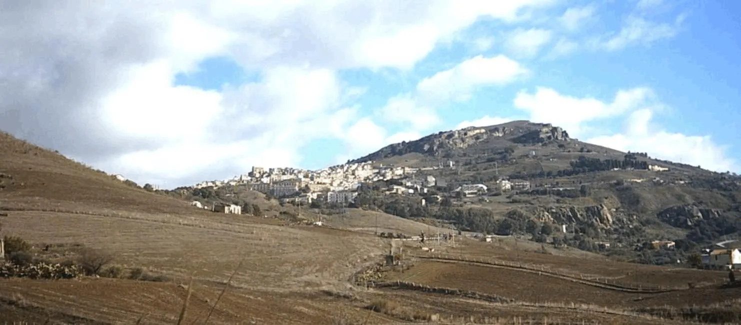 Photo showing: panorama di Alia