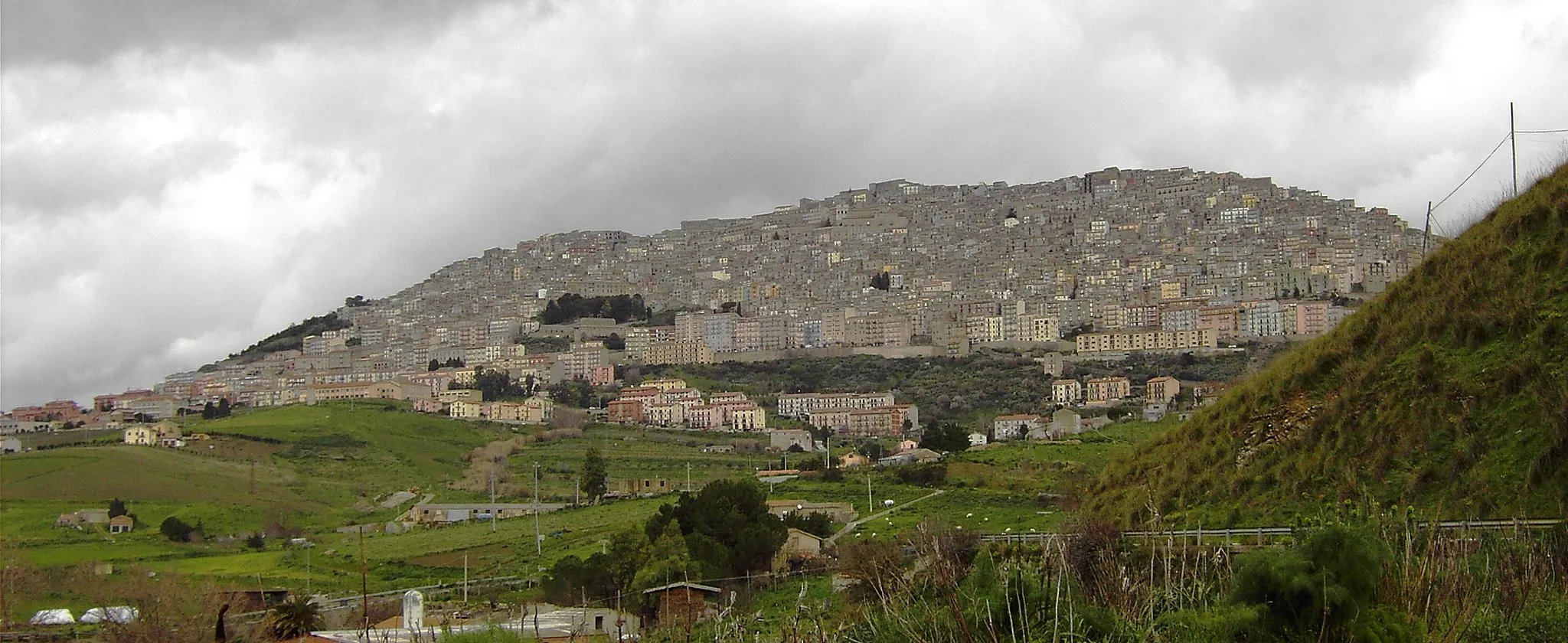 Photo showing: Panorama di Gangi (provincia di Palermo).