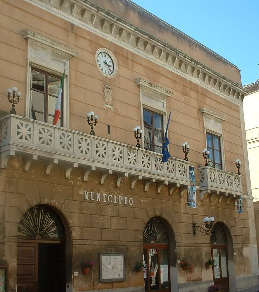 Photo showing: Petralia Sottana (PA), Palazzo del Giglio (Municipio).