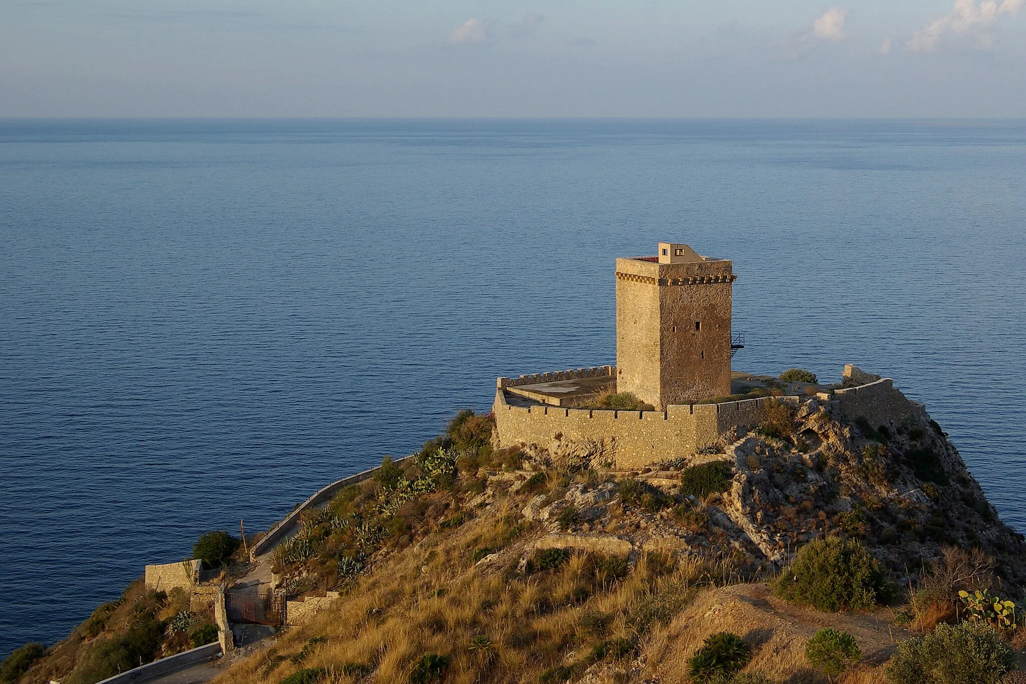 Photo showing: Italy, Sicily, Altavilla Milicia, Torre Normanna