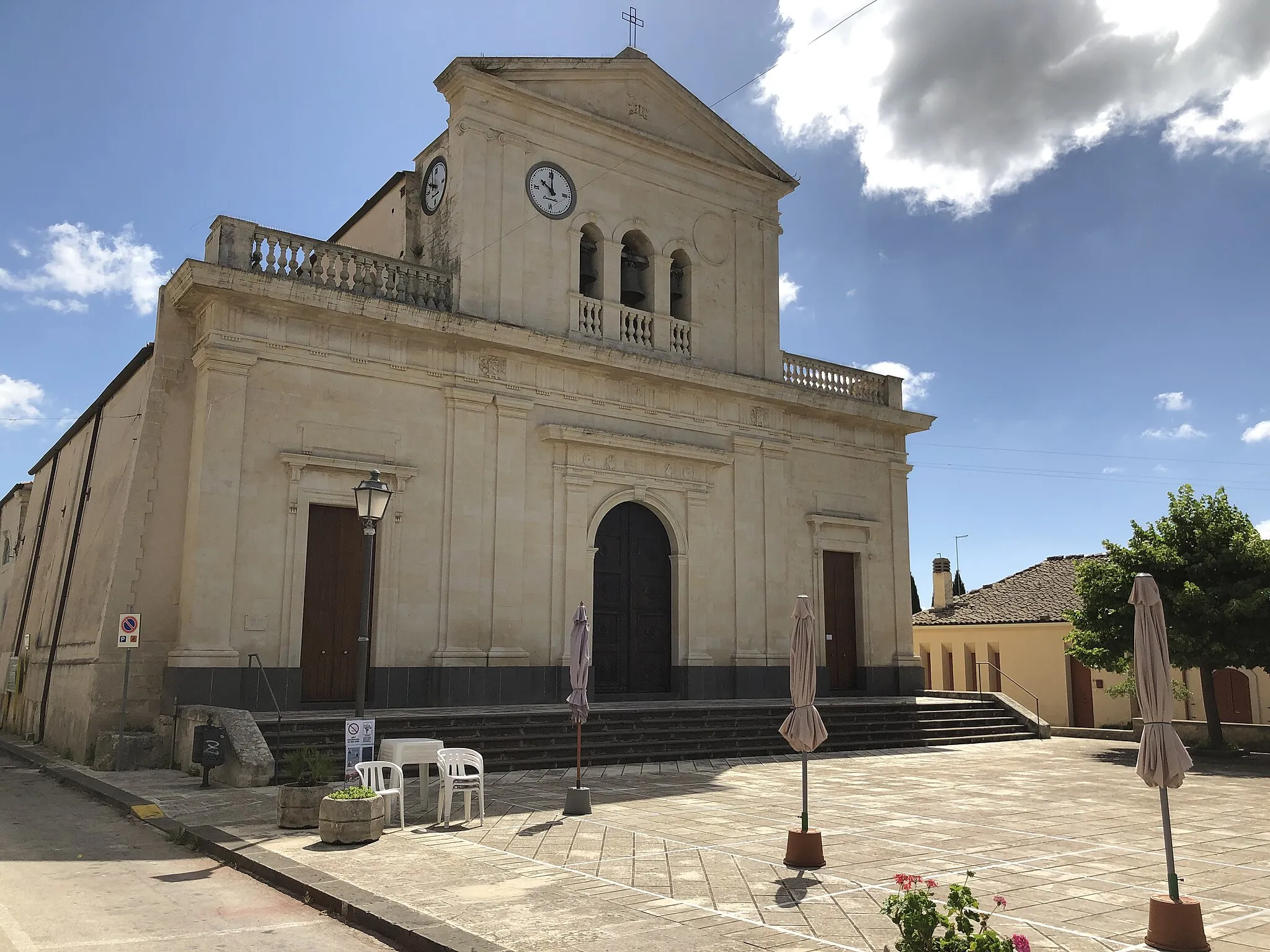 Photo showing: Chiesa Madre di San Pietro in Vincoli.