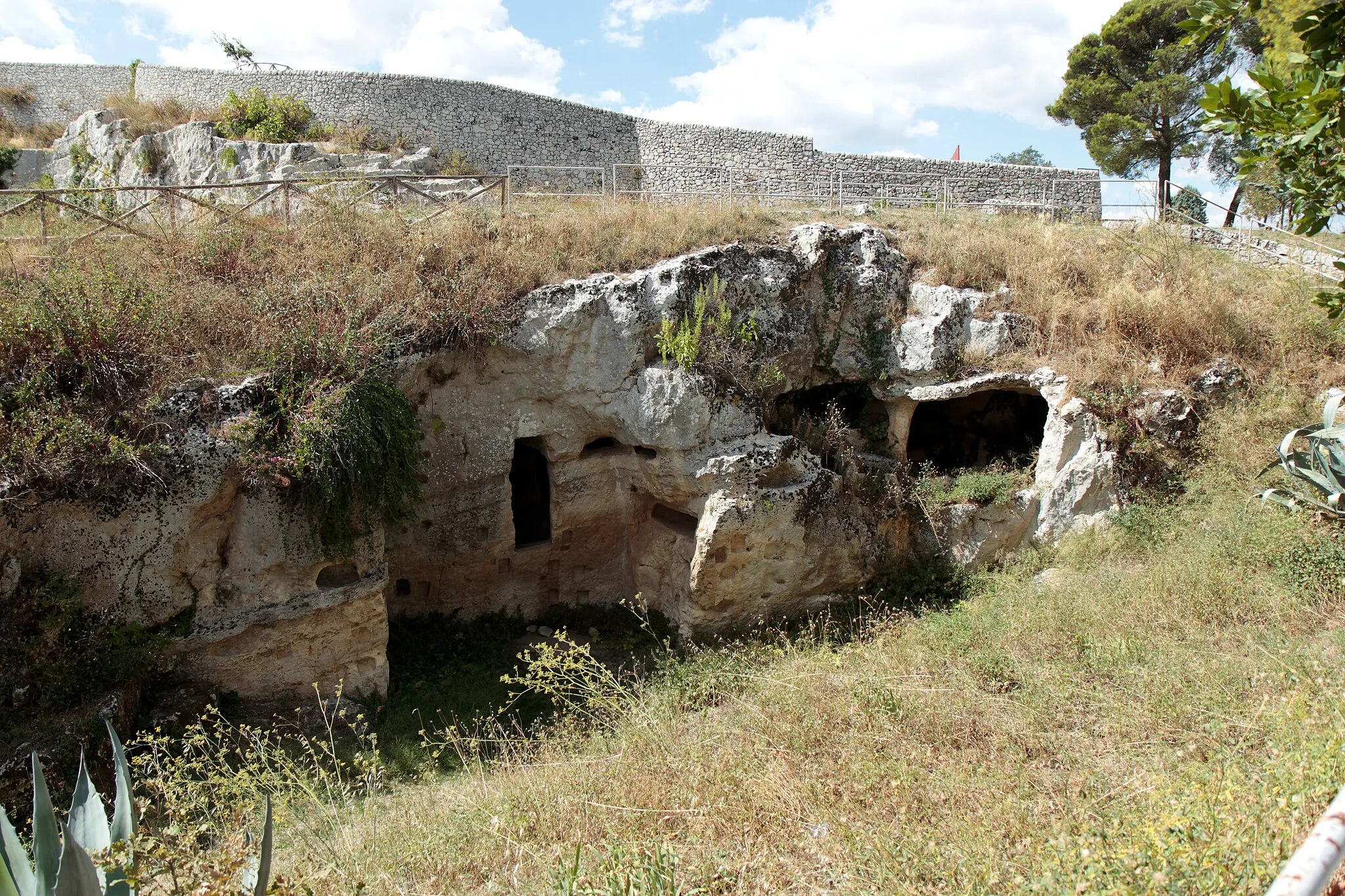 Photo showing: Intagliatella, Akrai archaeological area, Palazzolo Acreide (Siracusa, Italy)