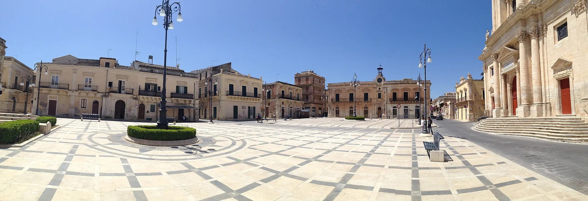 Photo showing: Piazza Garibaldi, Rosolini