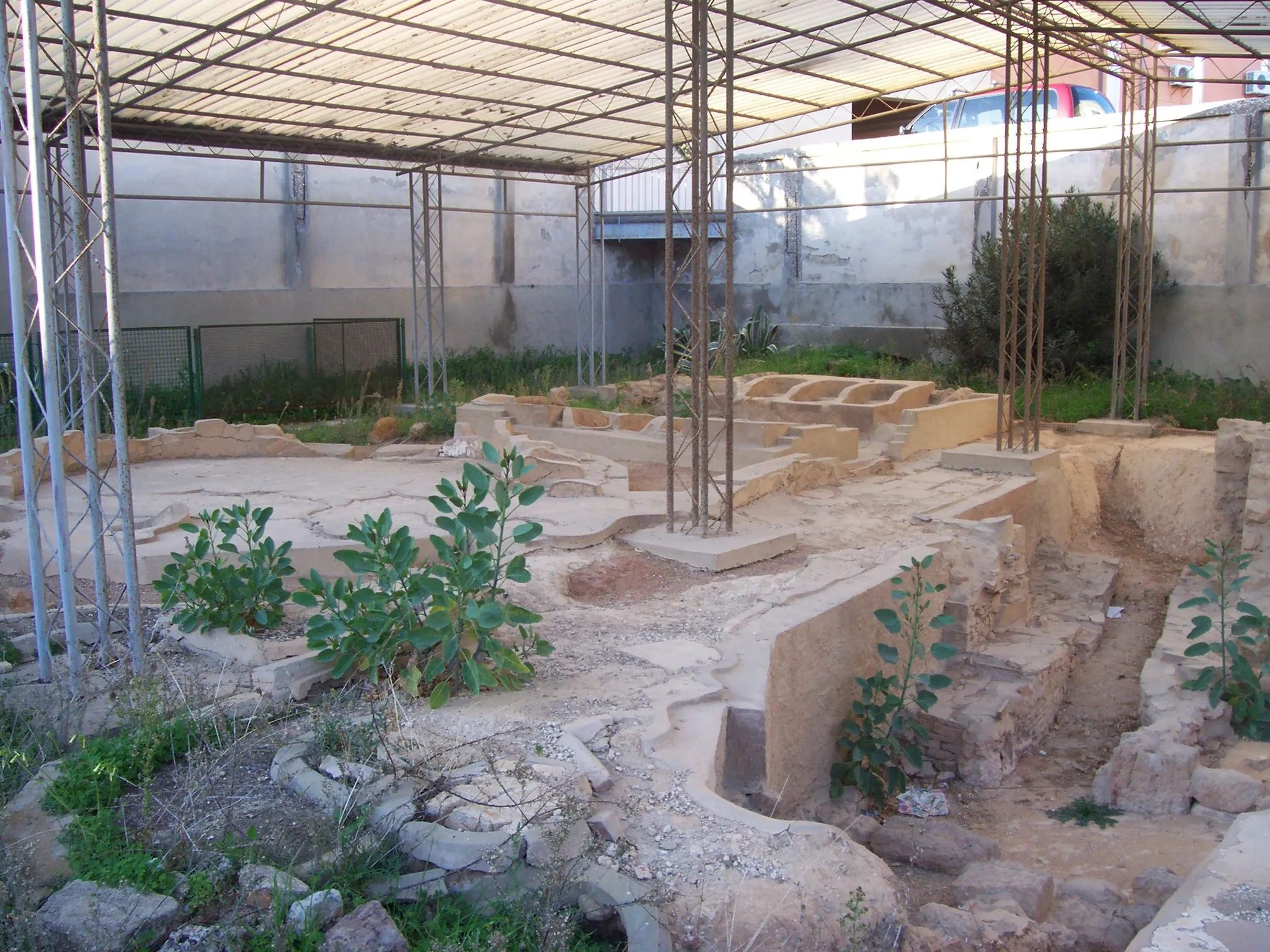 Photo showing: Bagni ellenistici a Gela (IV-III secolo a.C.) Licensing
Categoria:Gela

Categoria:Siti archeologici della Sicilia