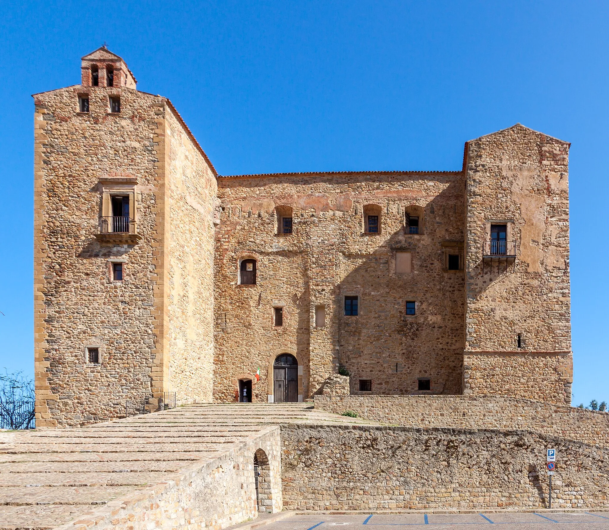 Photo showing: Castello dei Ventimiglia (Castelbuono)