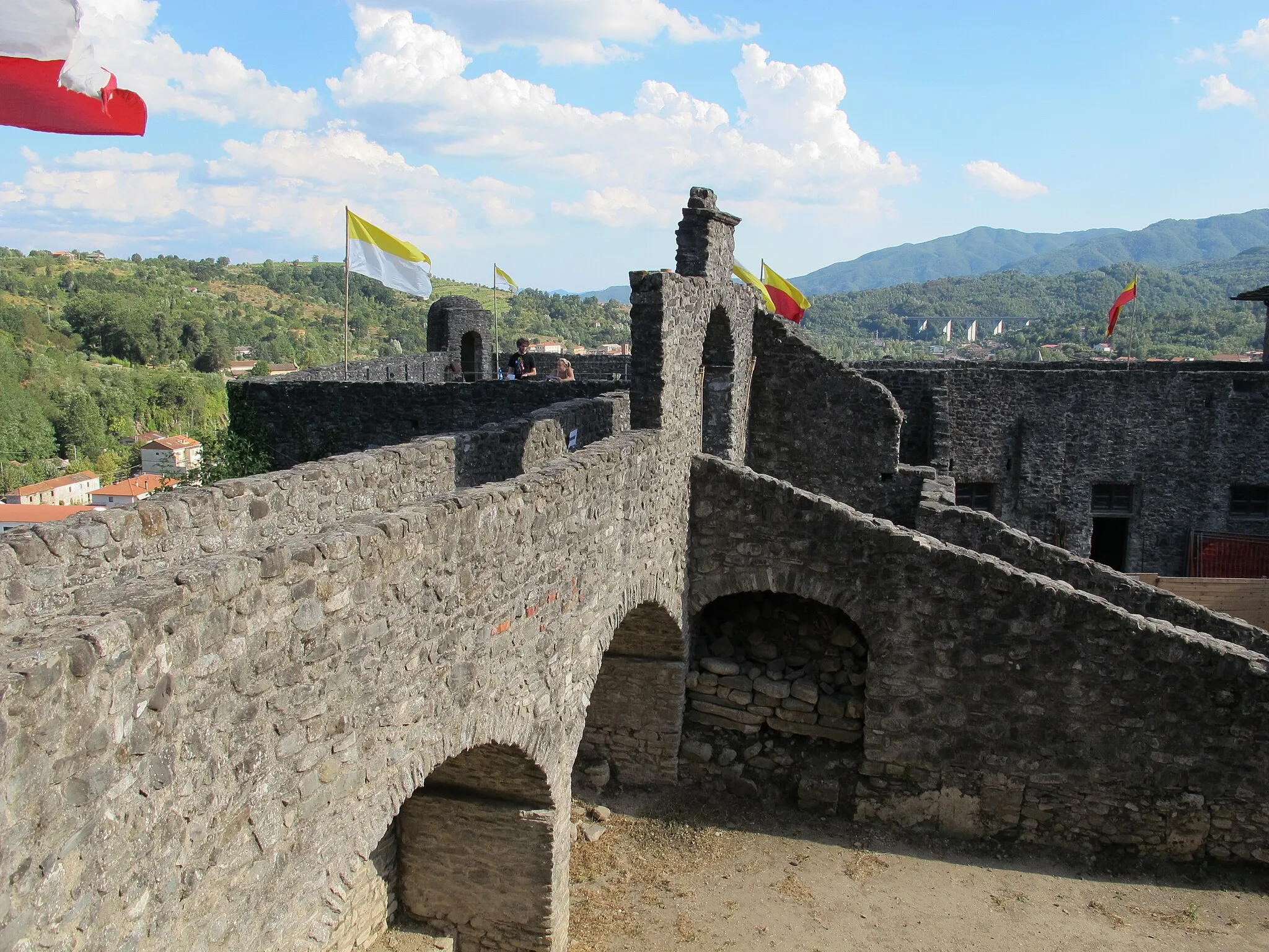 Photo showing: Castello di pontremoli, camminamento di ronda