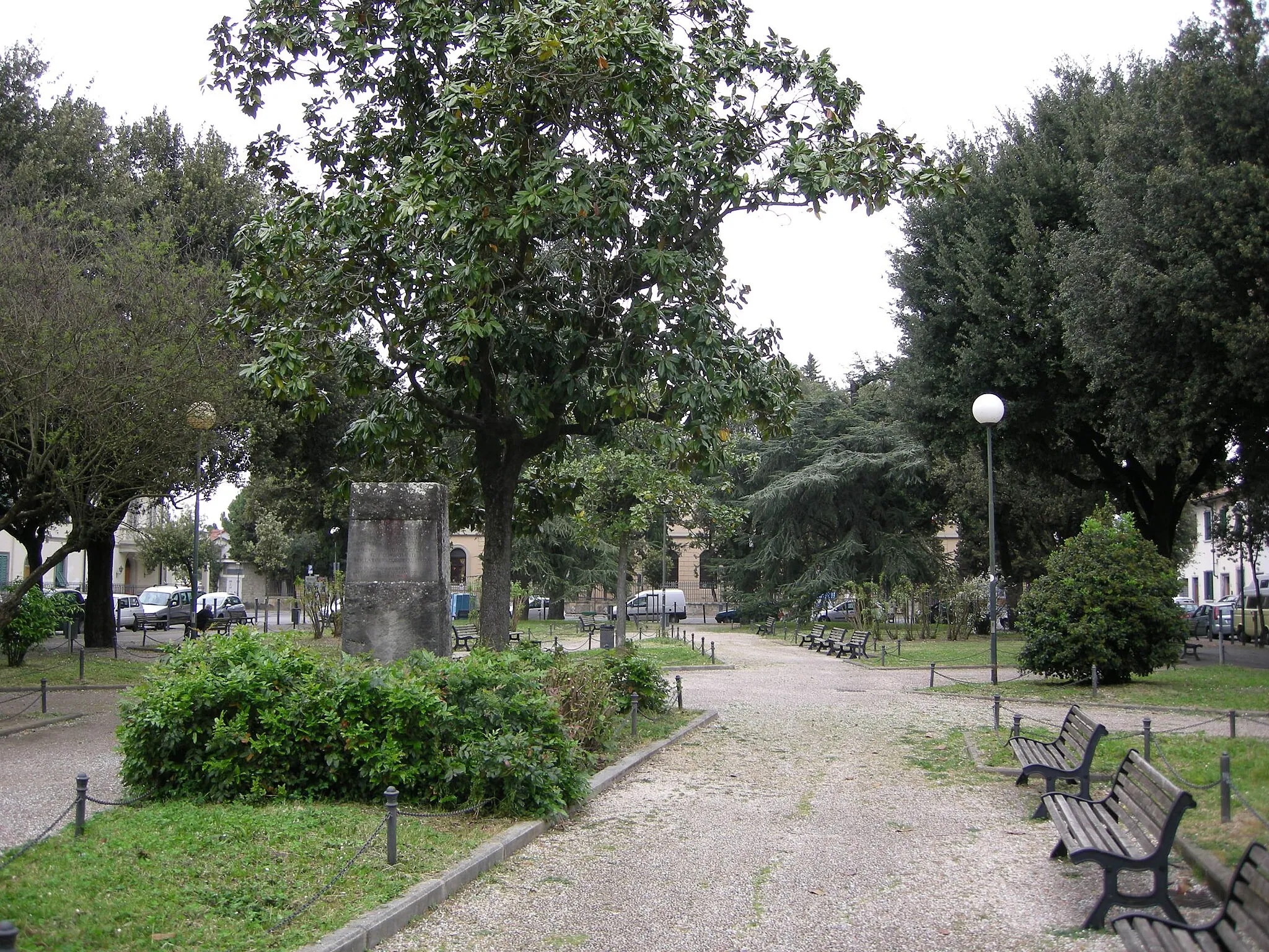 Photo showing: Brozzi, piazza I Maggio