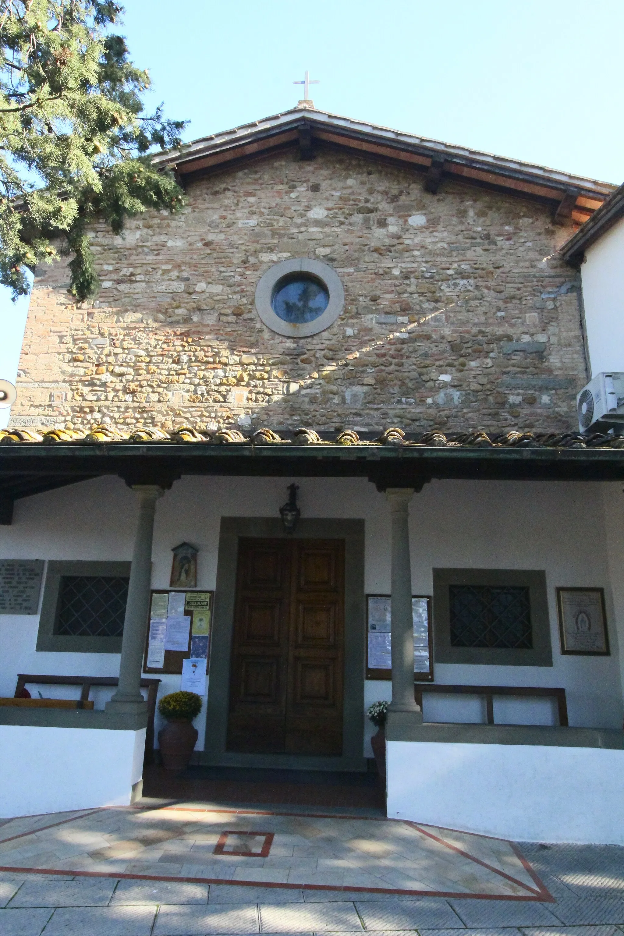 Photo showing: church San Donato, San Donato a Livizzano, hamlet of Montespertoli, Tuscany, Italy